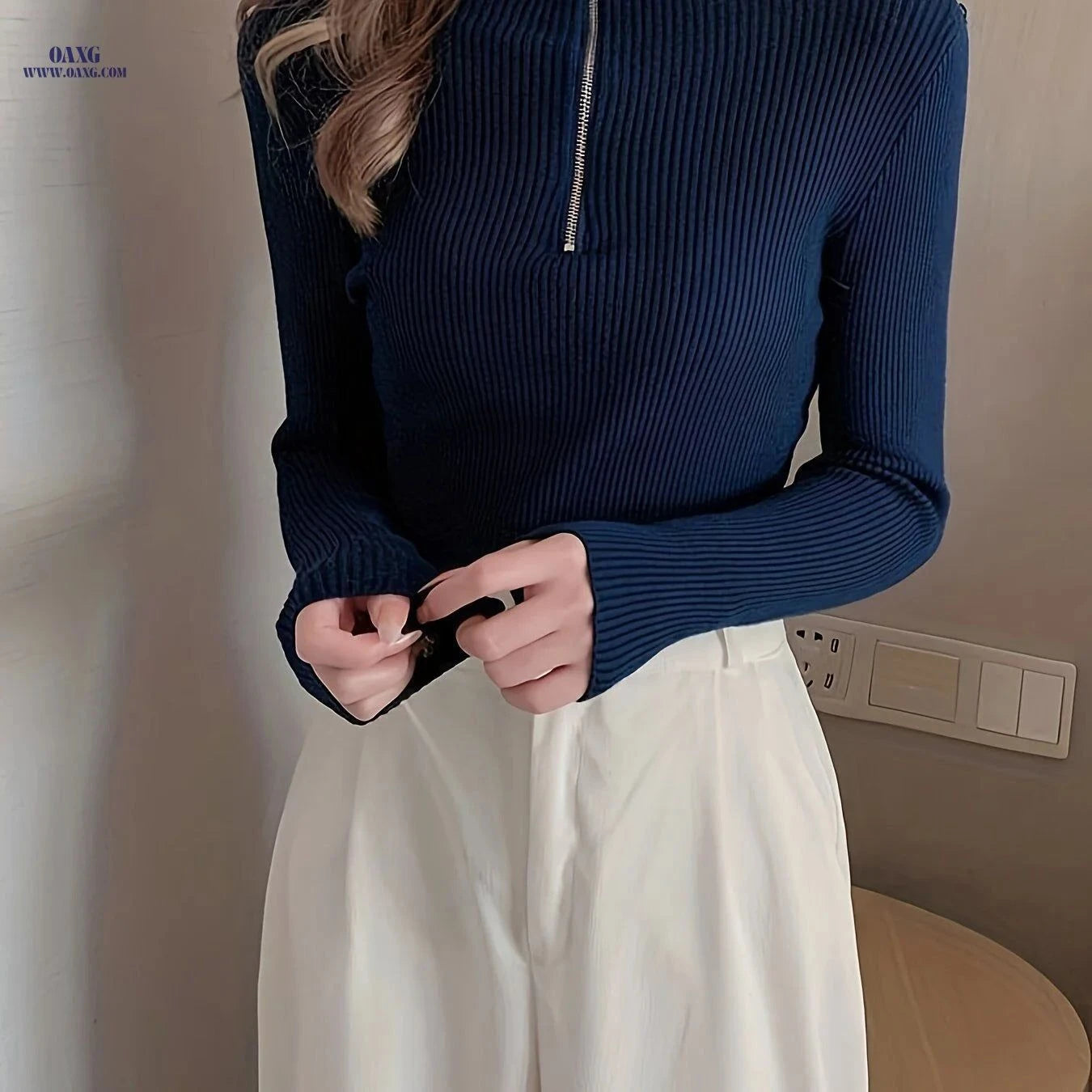 OAXG Women's Black Zip-Up Turtleneck Sweater - Slim Fit for Fall   OAXG Black / Asian One-size