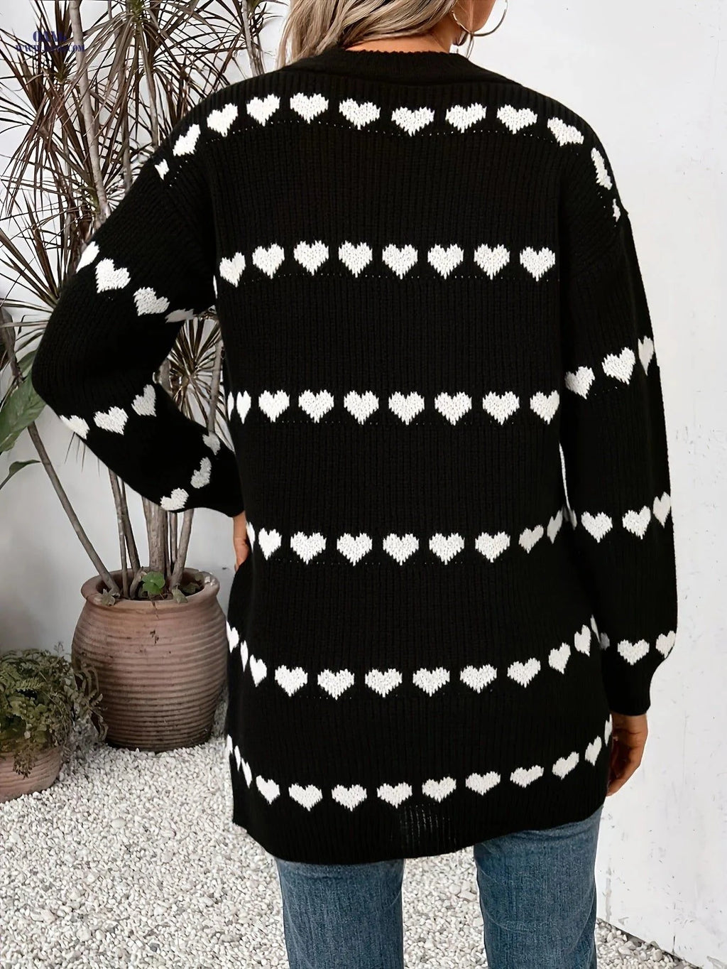OAXG Women's Elegant Cardigan - Color Block Heart Design, Medium-Long   OAXG Black / S
