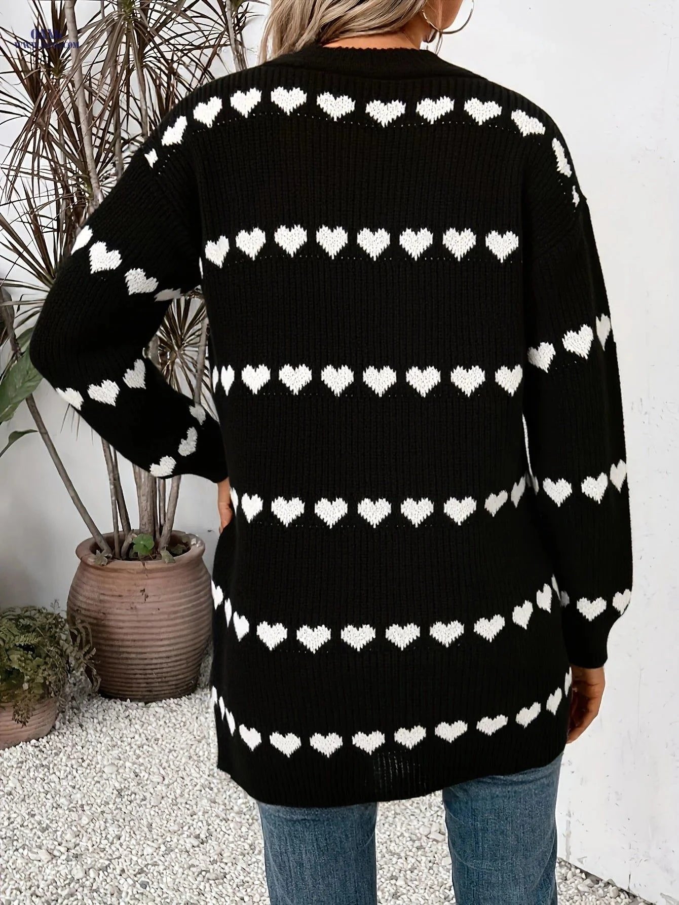 OAXG Women's Elegant Cardigan - Color Block Heart Design, Medium-Long   OAXG Black / S