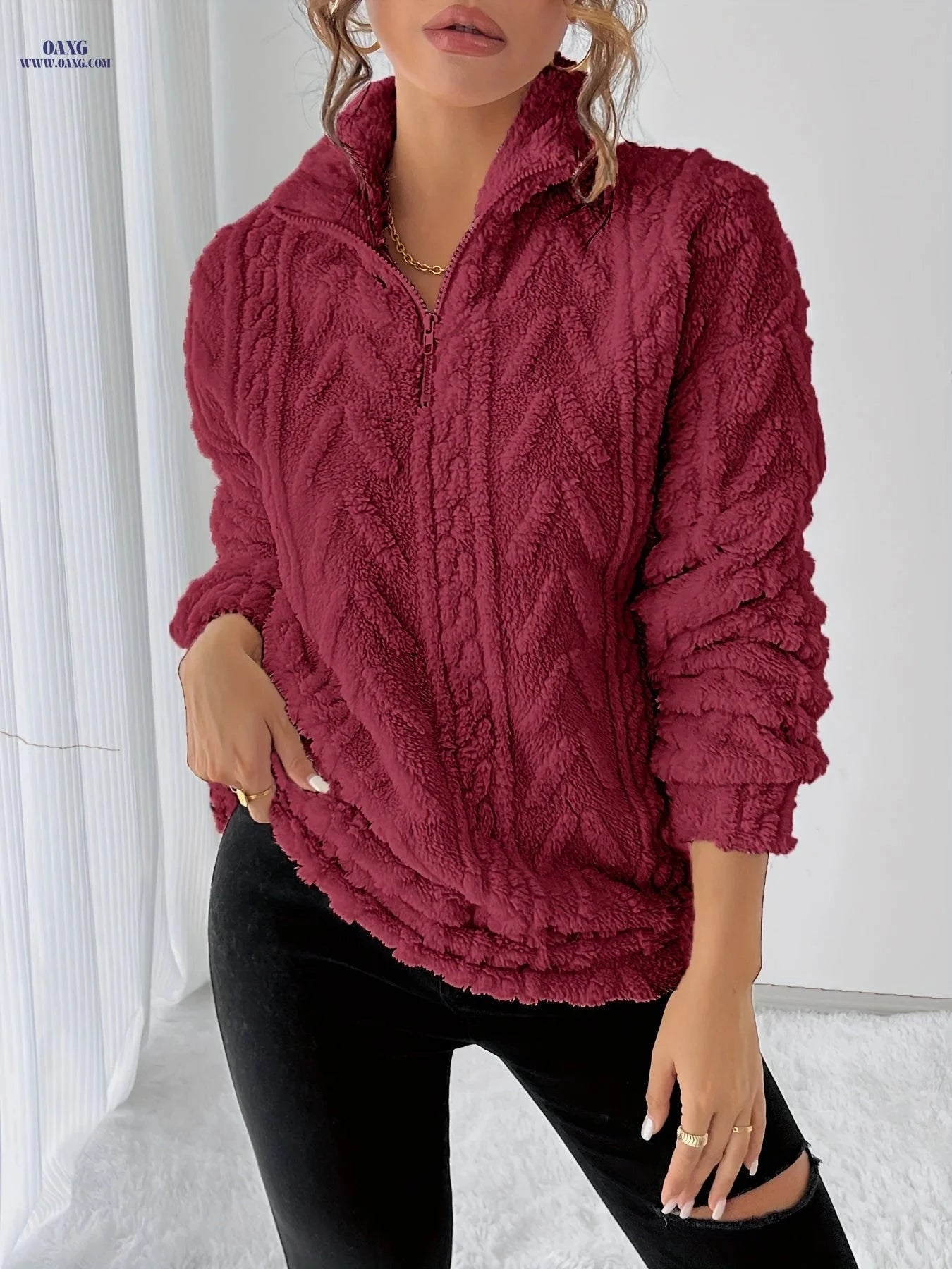 OAXG Women’s Fleece Sweatshirt - Warm Casual Fashion for Fall/Winter   OAXG 