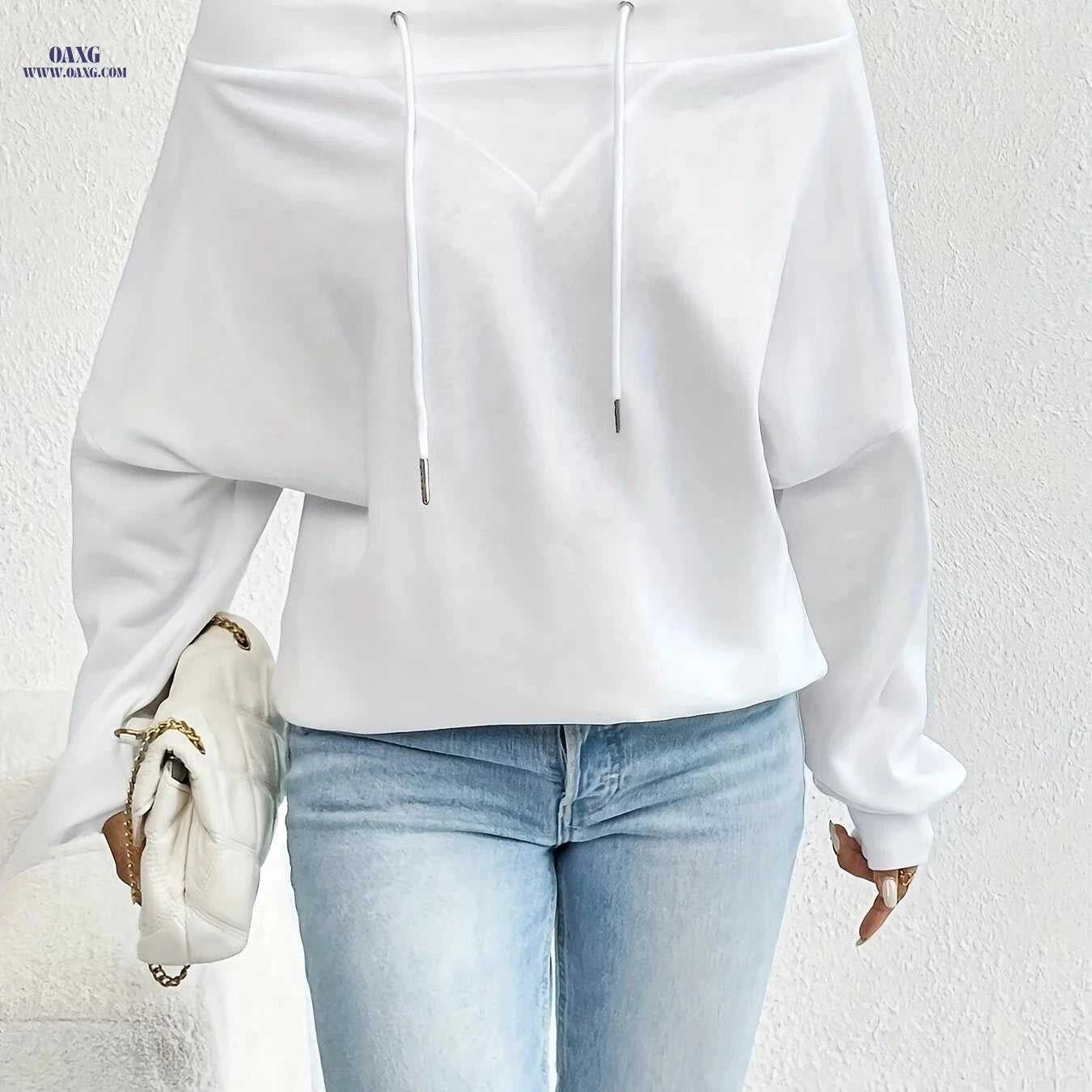 OAXG Women's Off-Shoulder Sweatshirt - Casual Loose-Fit Fashion   OAXG 