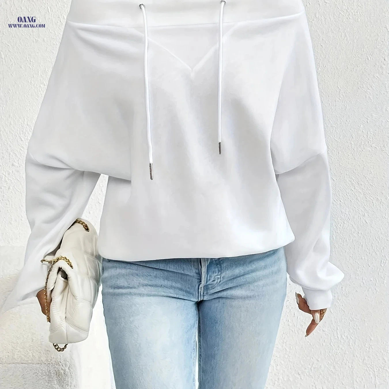 OAXG Women's Off-Shoulder Sweatshirt - Casual Loose-Fit Fashion   OAXG 