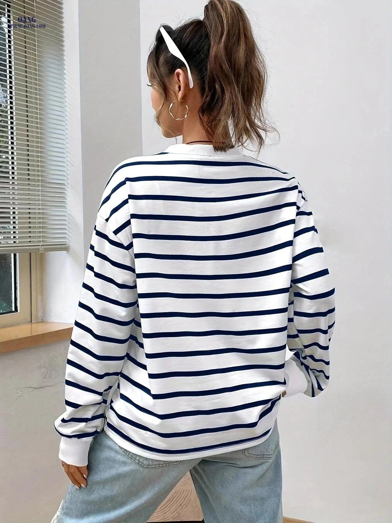 OAXG Women's Striped Sweatshirt - Elegant Crew Neck, Long Sleeve Fit   OAXG Black And White Color / S