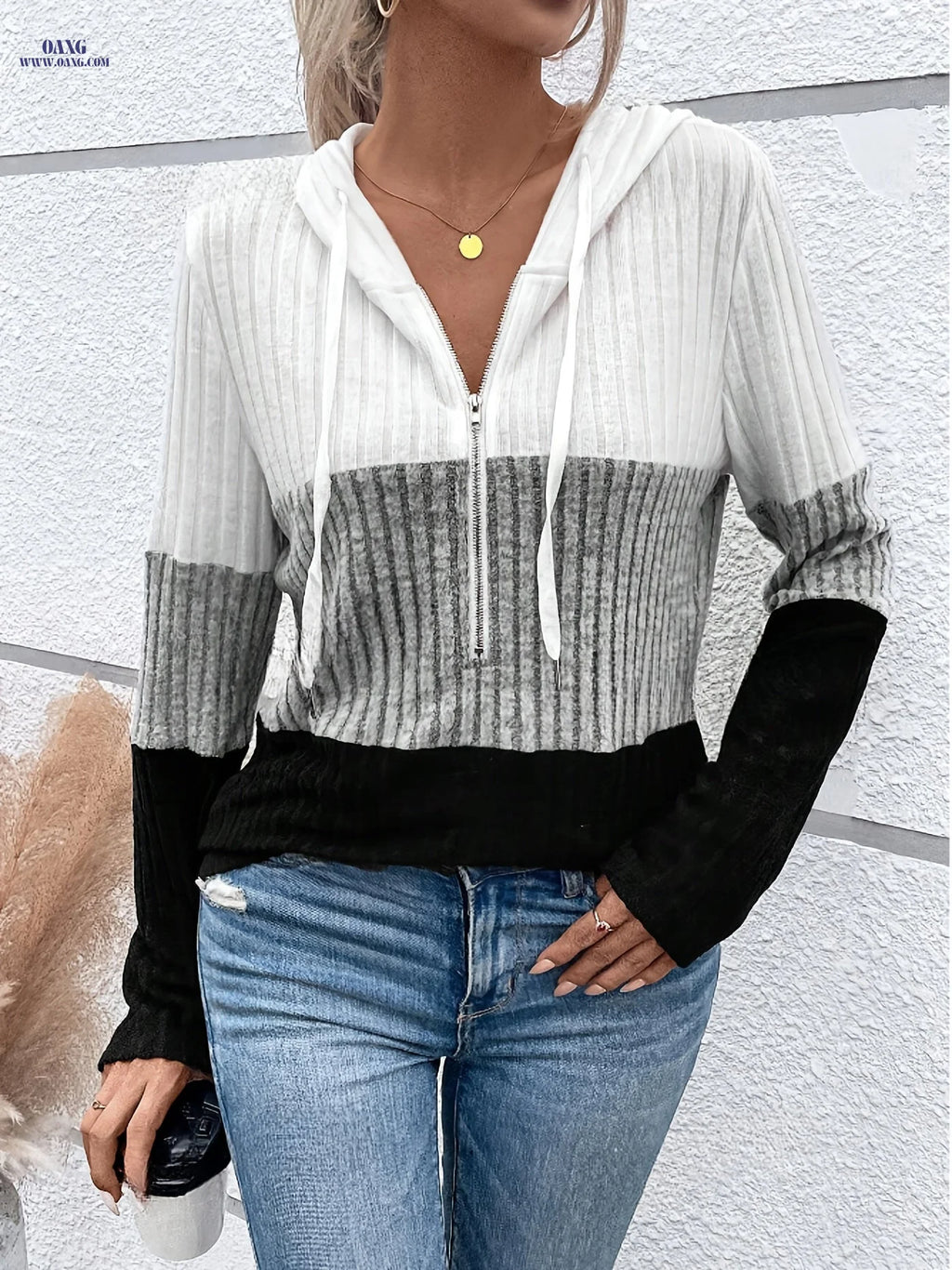 Women's Fashion Hoodie with Directional Rib Stripes, Drawstring, and Zipper   OAXG 