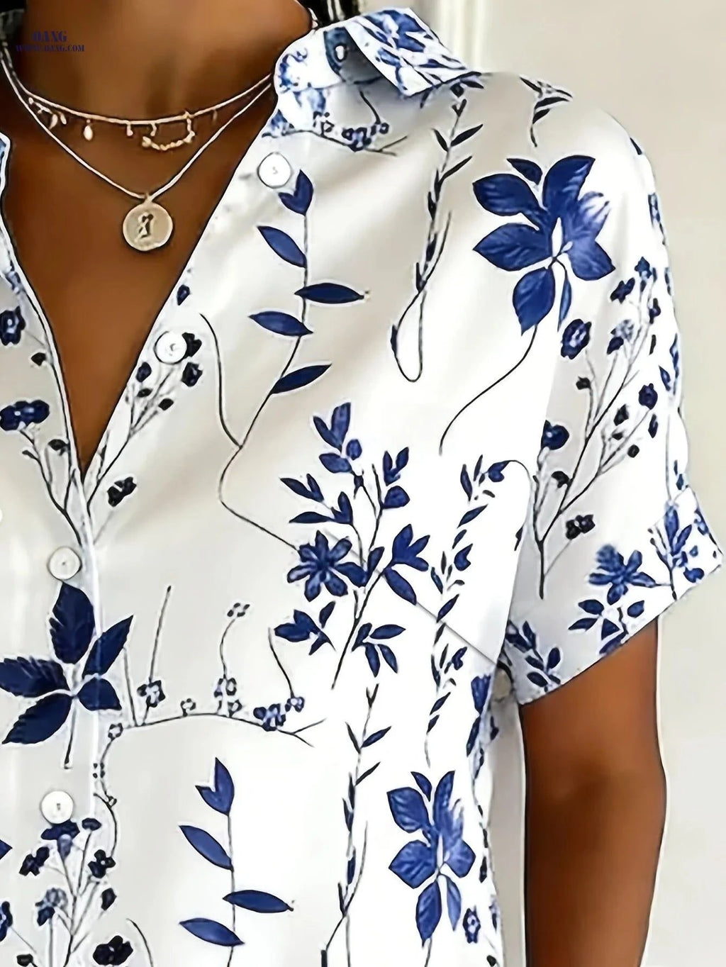 Plus-Size Floral Print Button-Up Blouse - Short Sleeve Casual Style   OAXG White / S