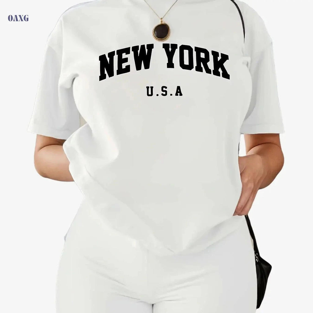 Plus-Size Women's Sports Two-Piece Set - Round Neck, Short Sleeve   OAXG White / S