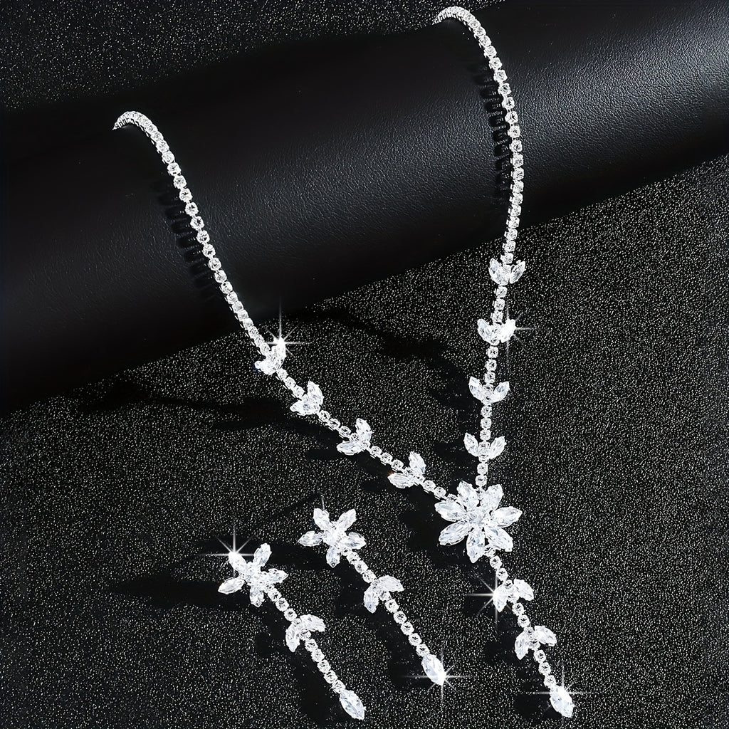 Luxurious And Exquisite Bridal Wedding Jewelry Set Featuring a Camellia Necklace And Earrings Made with Synthetic Zirconia