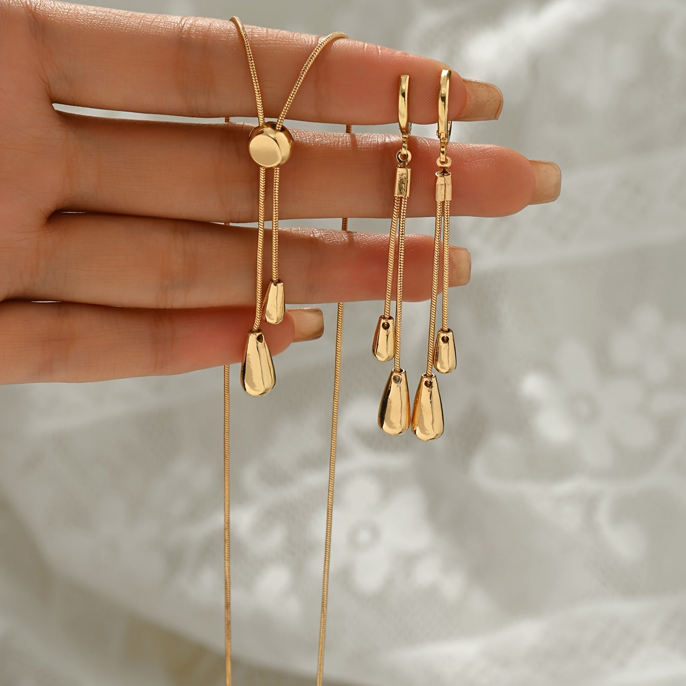 2pcs Set Fashion Jewelry Set a Stylish and Minimalist Snake Chain with an Adjustable Length Teardrop Pendant Necklace Paired with a Pair of Snake Chain Teardrop Pendant Earrings Perfect for Party Dresses or Casual Attire Offering a Simple yet
