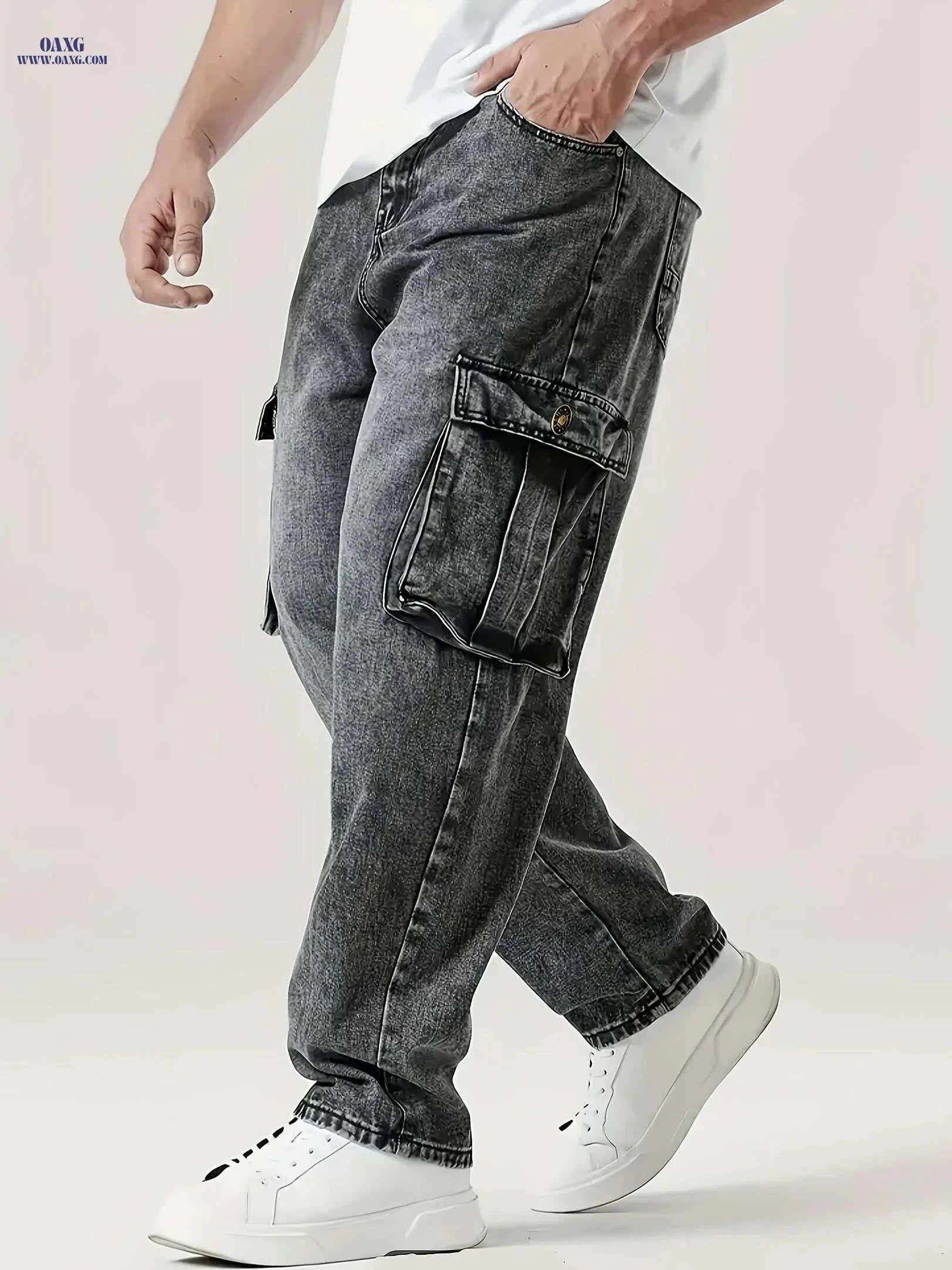 Relaxed Fit Men's Denim Cargo Pants - Large Pockets for Casual Style   OAXG 