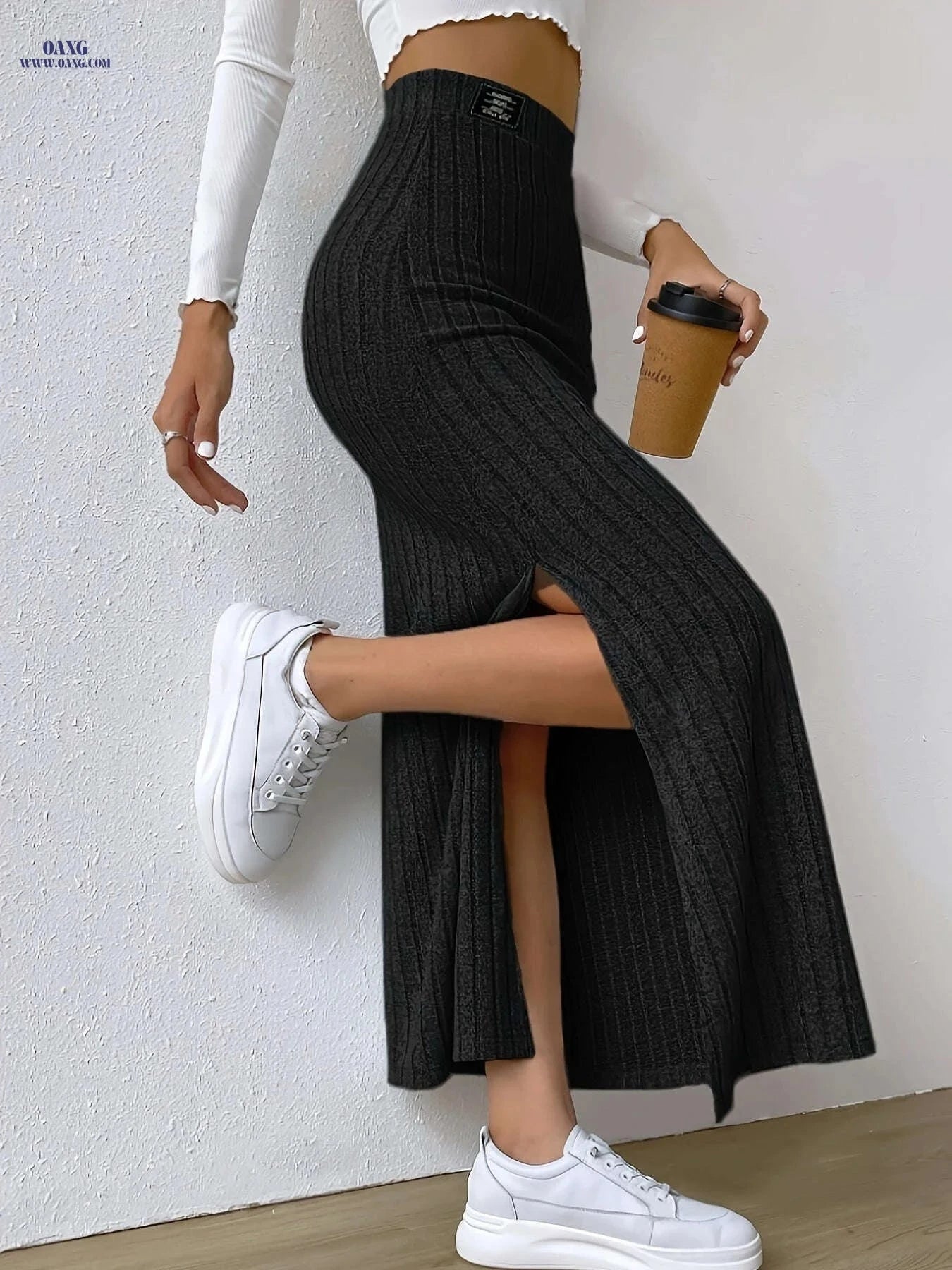Solid Color Lettered Maxi Dress - Elegant High-Waisted Style for Winter   OAXG Black / XS