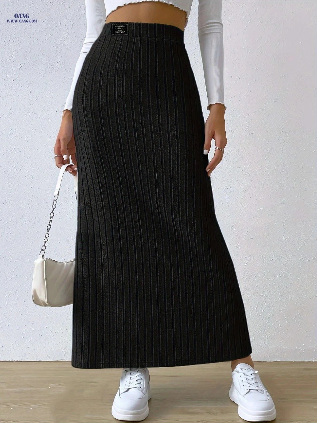 Solid Color Lettered Maxi Dress - Elegant High-Waisted Style for Winter   OAXG 