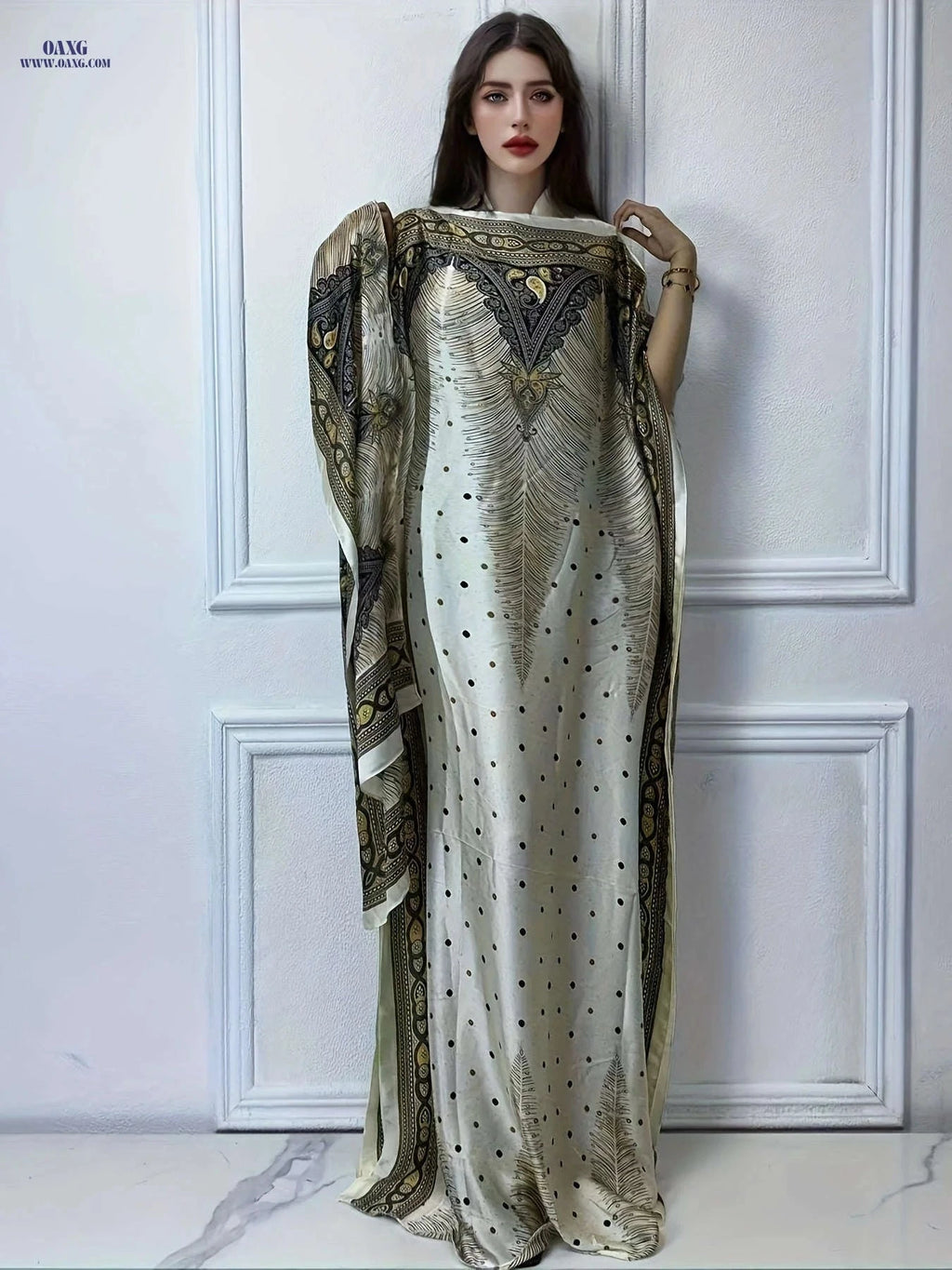Stylish Boat Neck Abaya with Batwing Sleeves - Perfect for Spring   OAXG Red / One-size