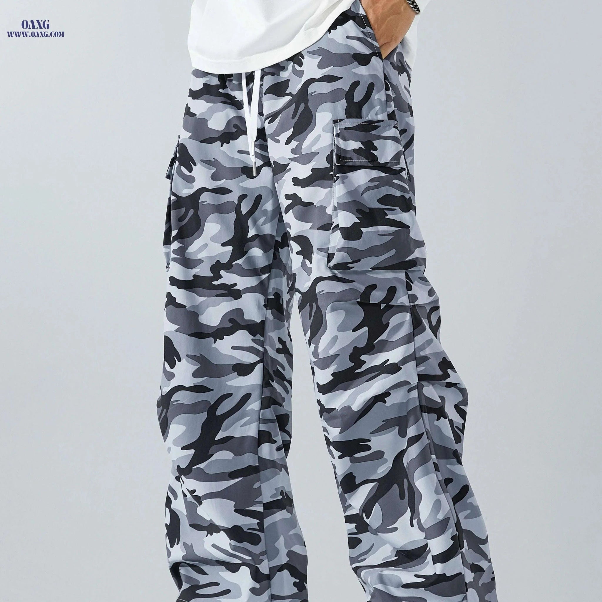 Stylish Digital Camo Cargo Pants - Loose Fit, Durable Fabric   OAXG 