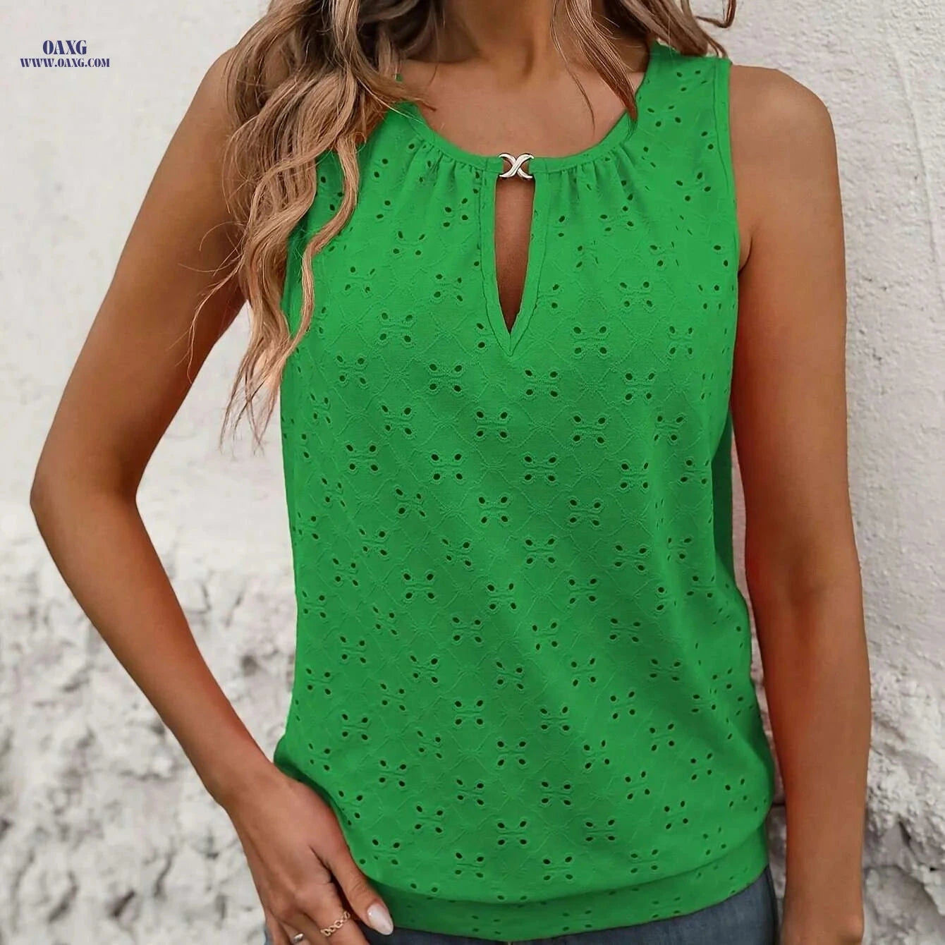 Stylish Keyhole Neckline Tank Top - Women's Summer Casual Wear   OAXG 