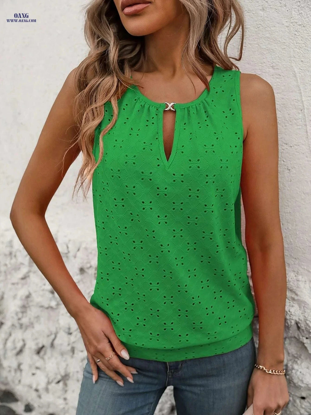 Stylish Keyhole Neckline Tank Top - Women's Summer Casual Wear   OAXG White / S