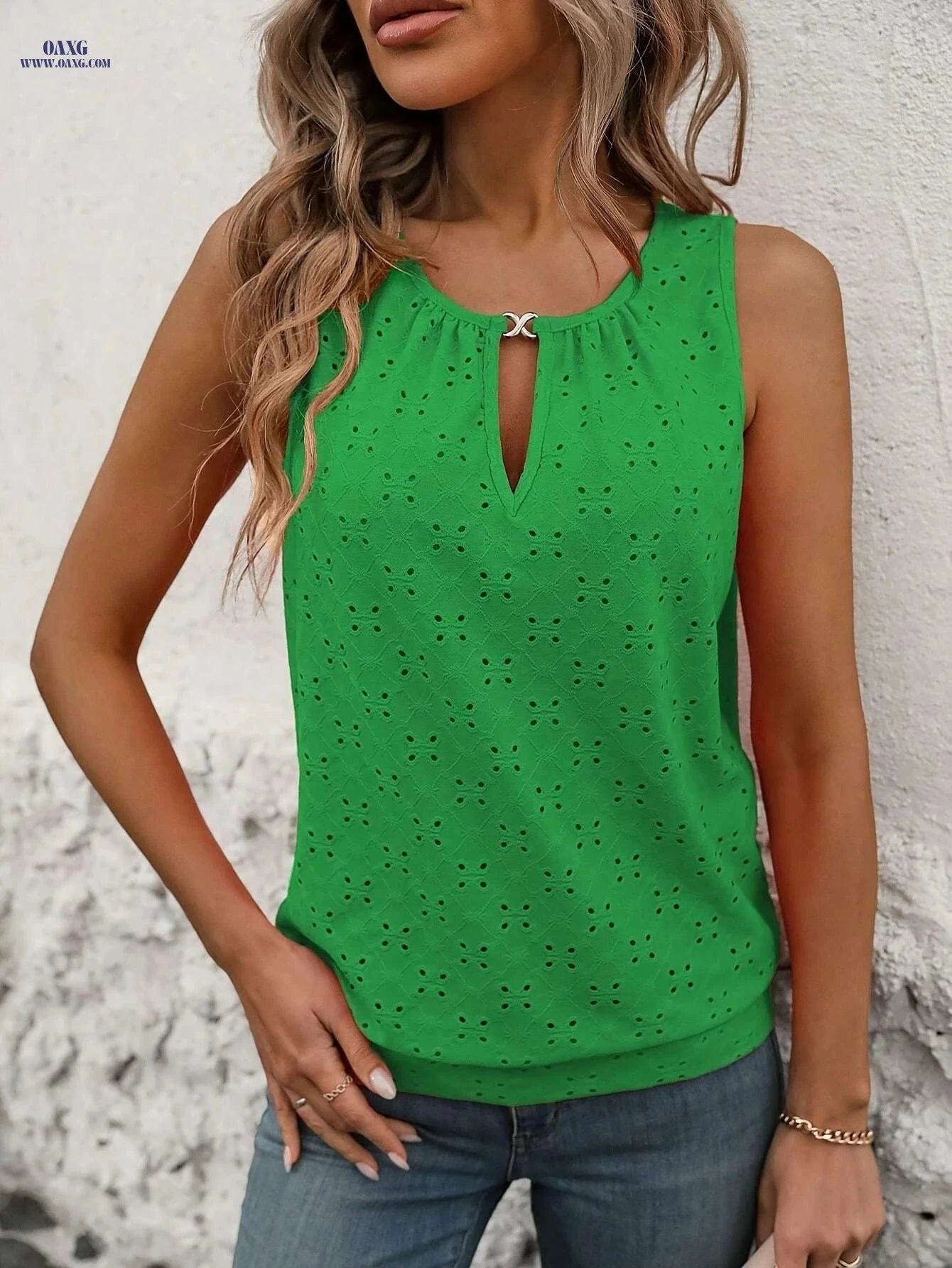 Stylish Keyhole Neckline Tank Top - Women's Summer Casual Wear   OAXG White / S