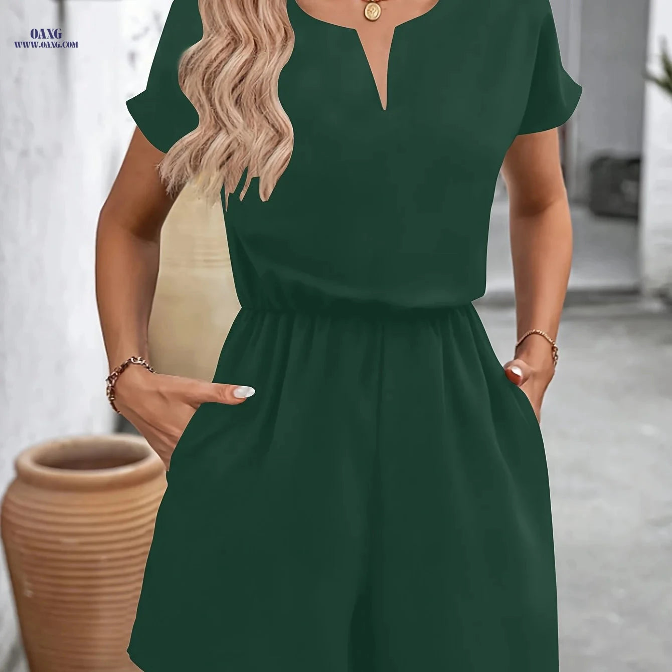 Stylish V-Neck Cutout Top - Spring/Summer Vacation Collection   OAXG Black / S