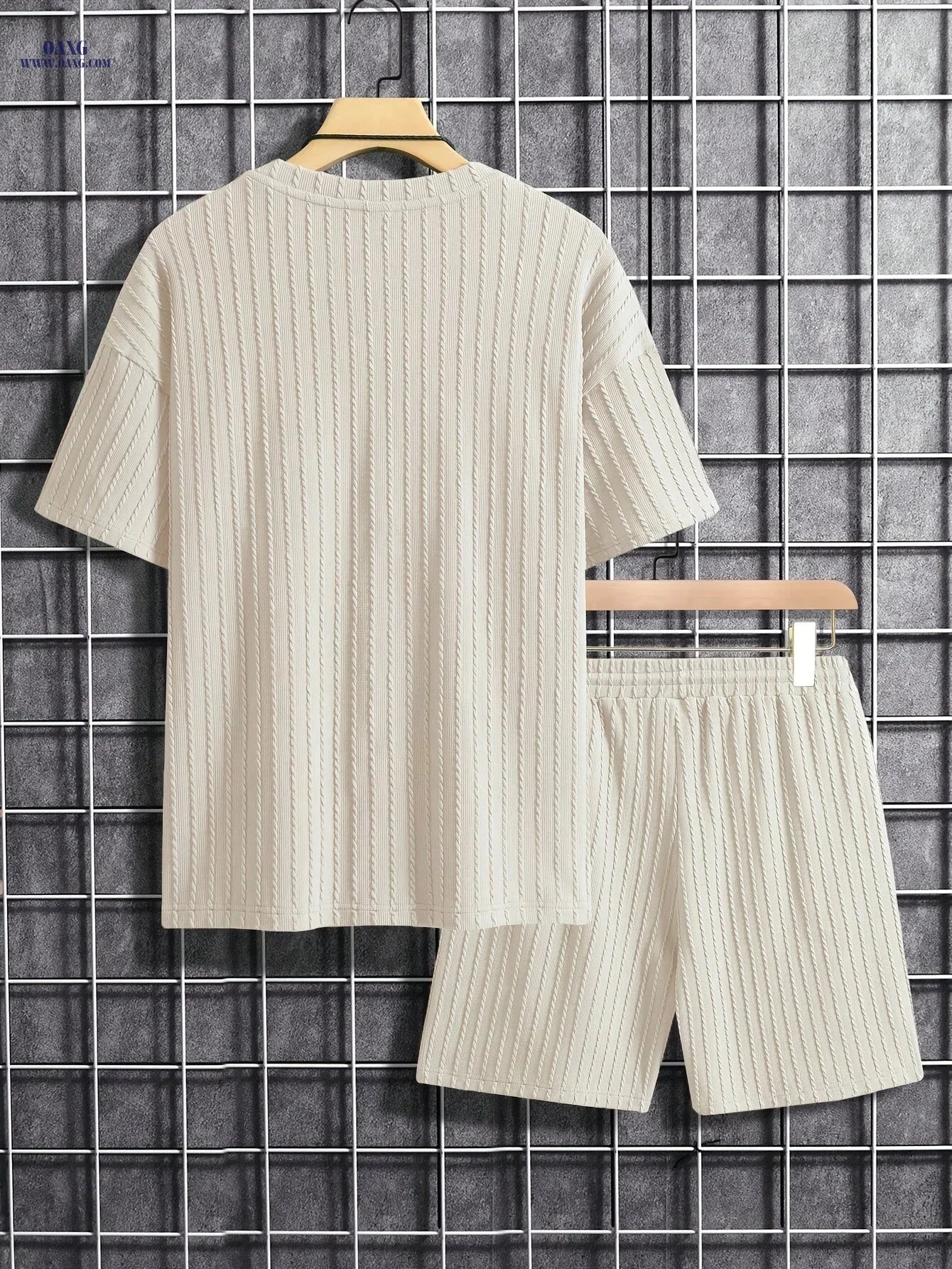 Summer Casual Men's Two-Piece Set - Breathable Round Neck Design   OAXG 