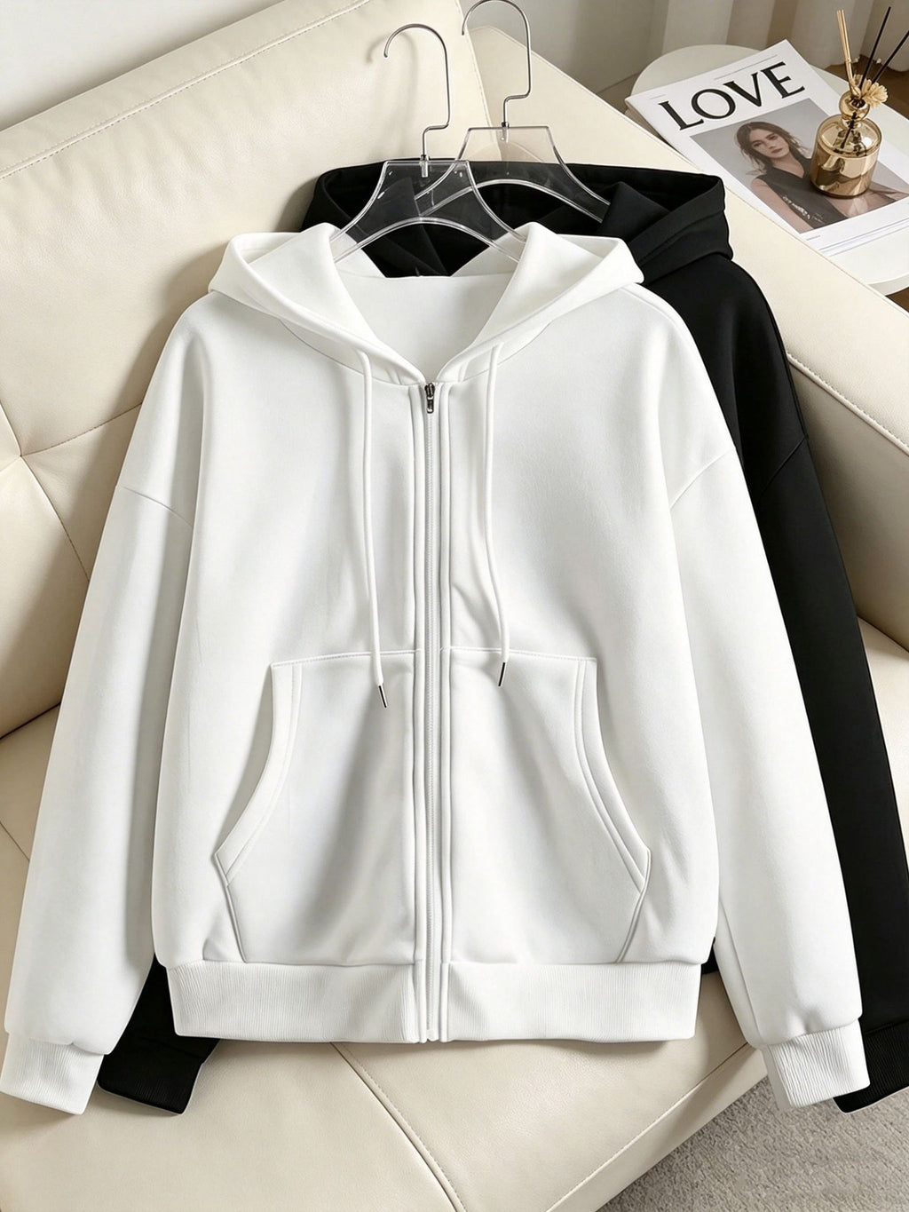 This Is a Two-Piece Set Featuring a Solid Color, Drawstring, Zip-Up Hoodie with Pockets, Designed for Women in a Casual Sporty Style   OAXG White+black / S
