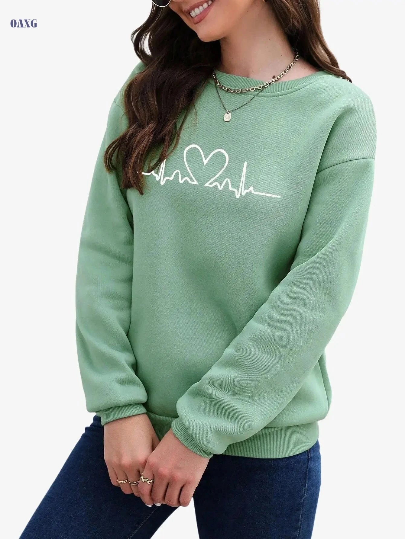 Trendy Casual Round Neck Sweatshirt - Cozy Fall/Winter Wear   OAXG 