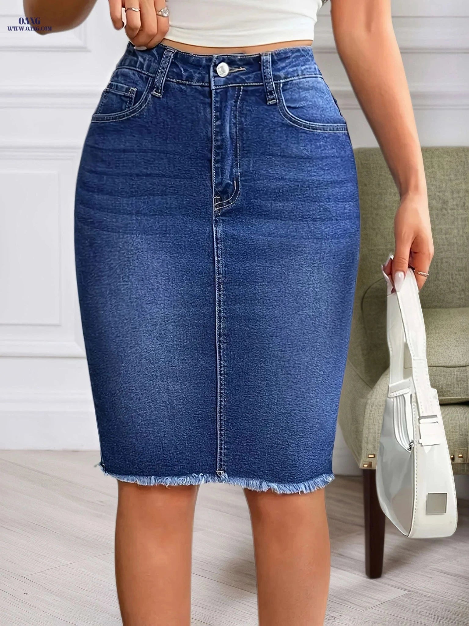 Trendy Mid-Length Blue Skirt with Frayed Edges - Stylish Button Design   OAXG 