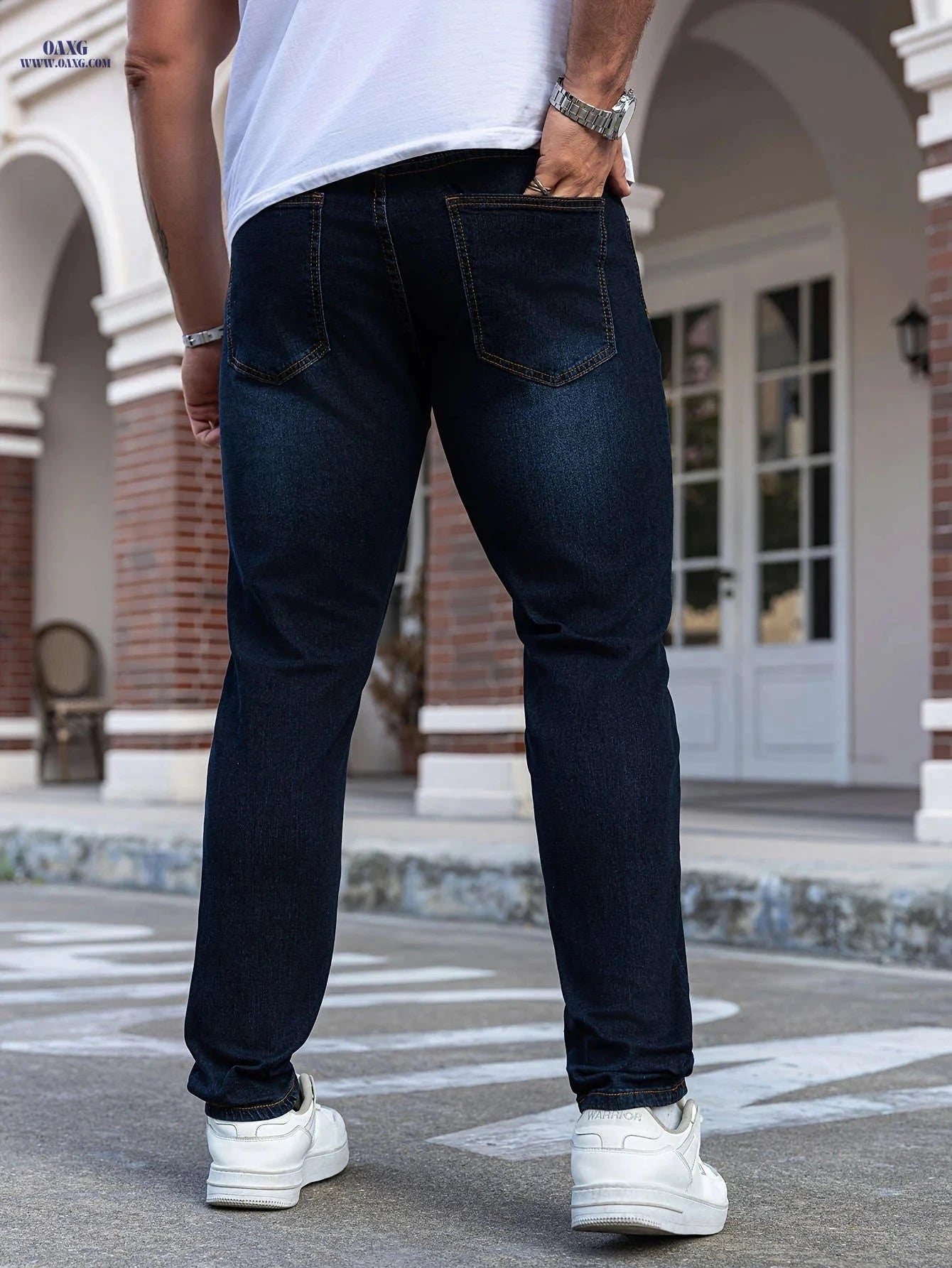 Trendy Slim-Fit Blue Denim Jeans for Men - Modern Casual Wear   OAXG 