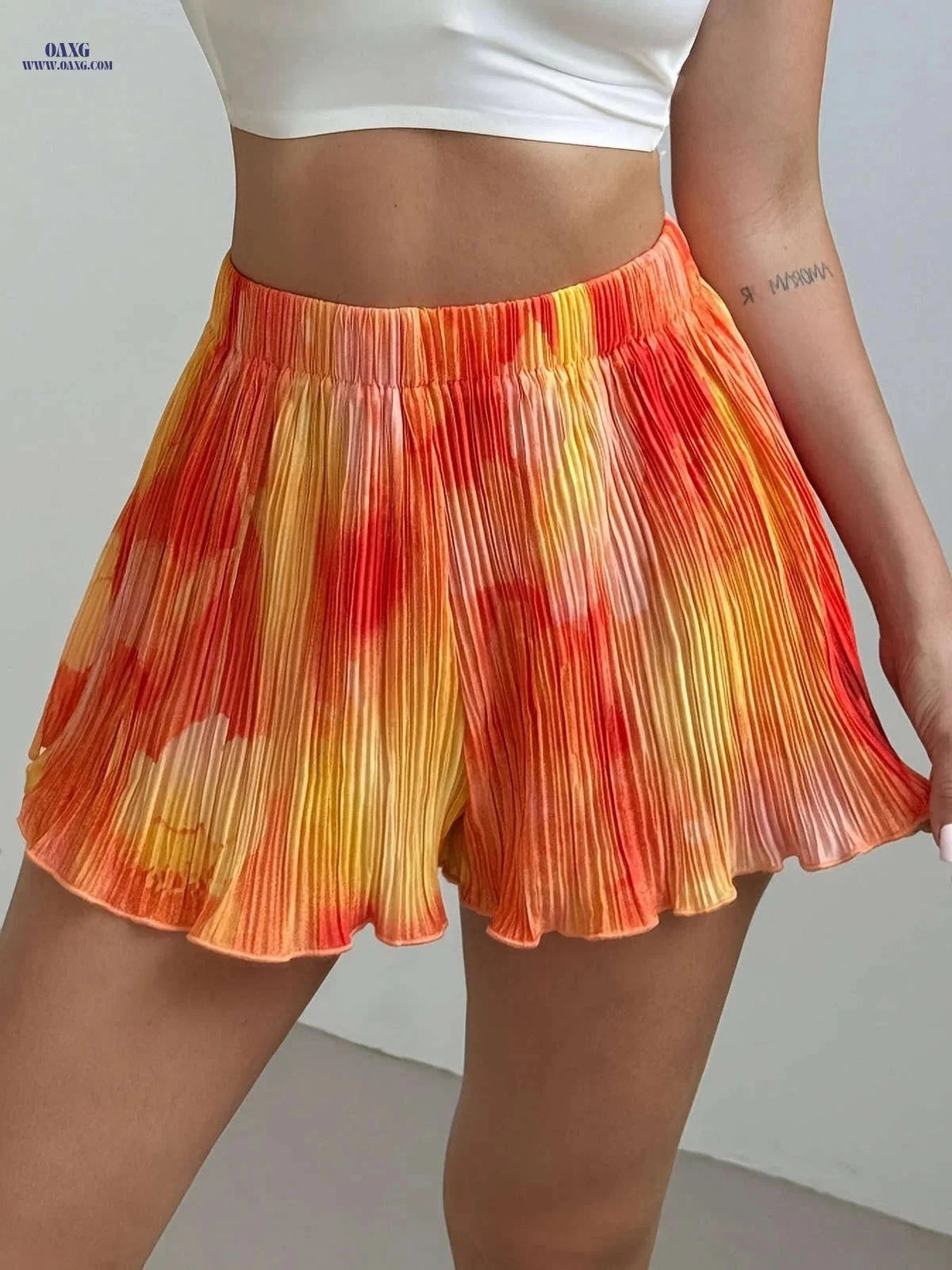 Vacation Style Orange Pleated Print Shorts - Casual Regular Fit   OAXG 