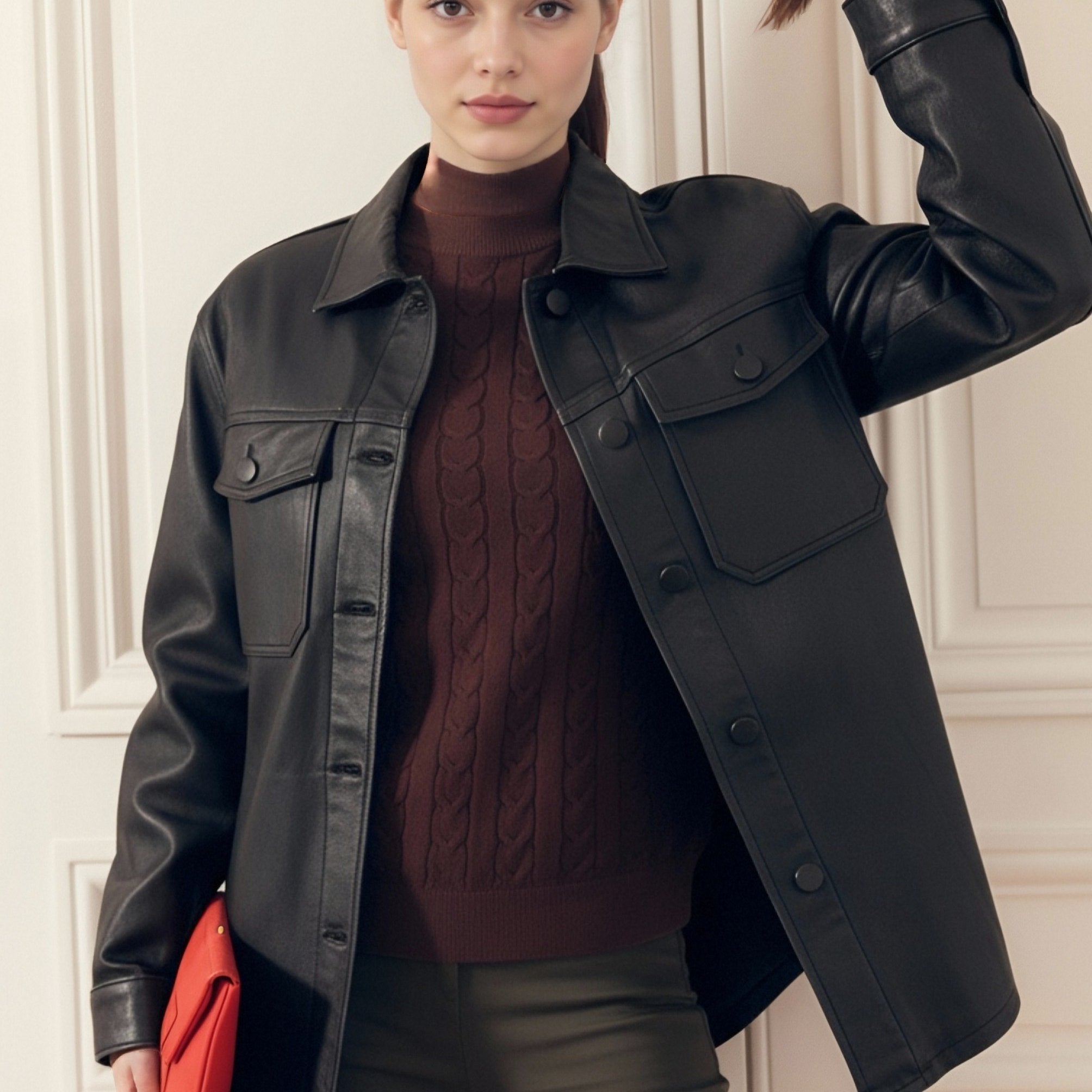 Veste en Cuir Synthétique Noir pour Femmes - Blazer Élégant à Poches   OAXG 