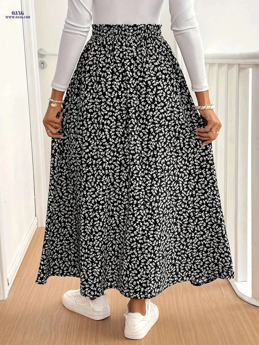 Vintage Black Floral Skirt with Slit - 100% Polyester, Machine Washable   OAXG 