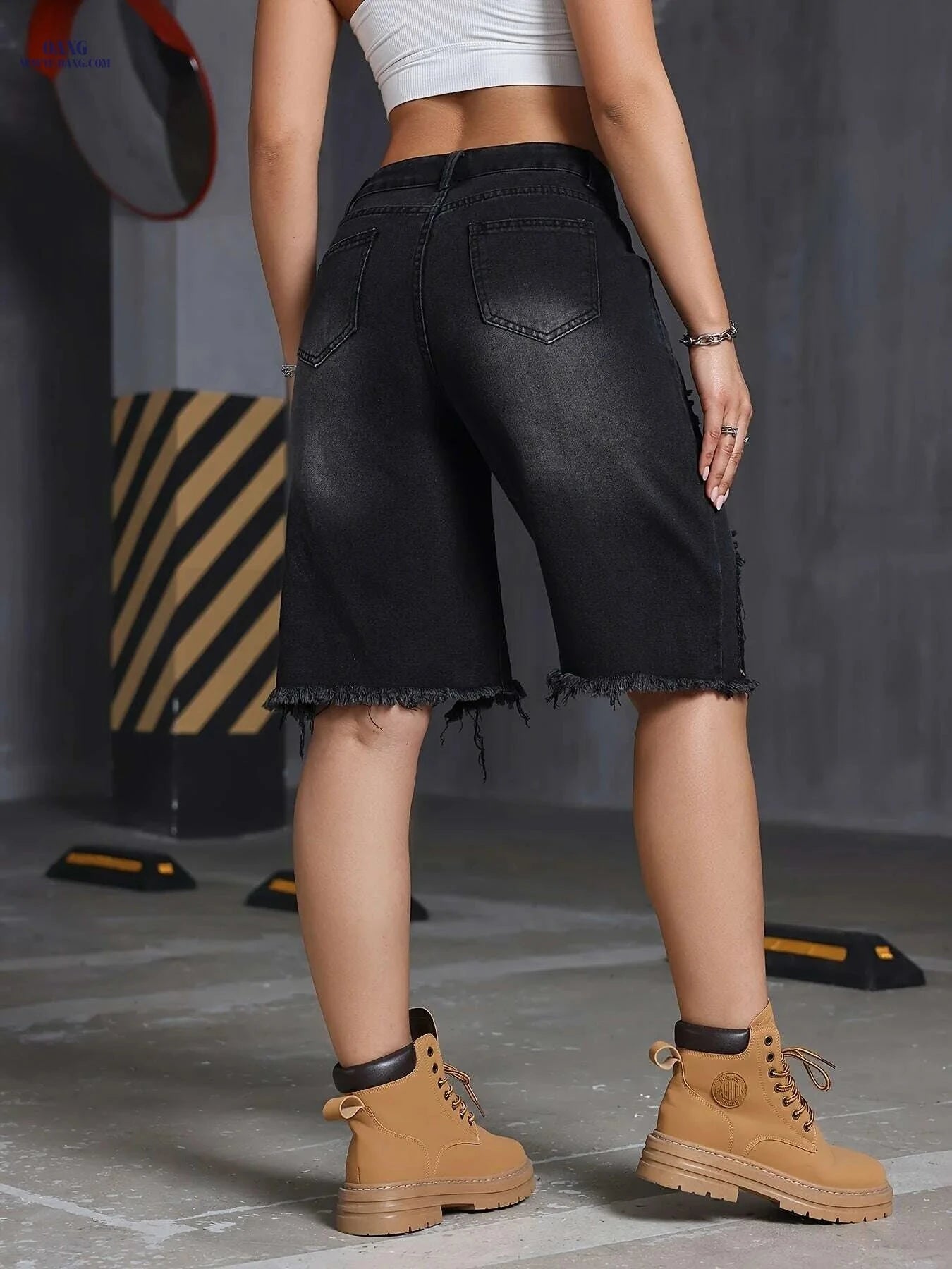 Vintage Women's Ripped Denim Bermuda Shorts - Summer Style, 345g/m²   OAXG 