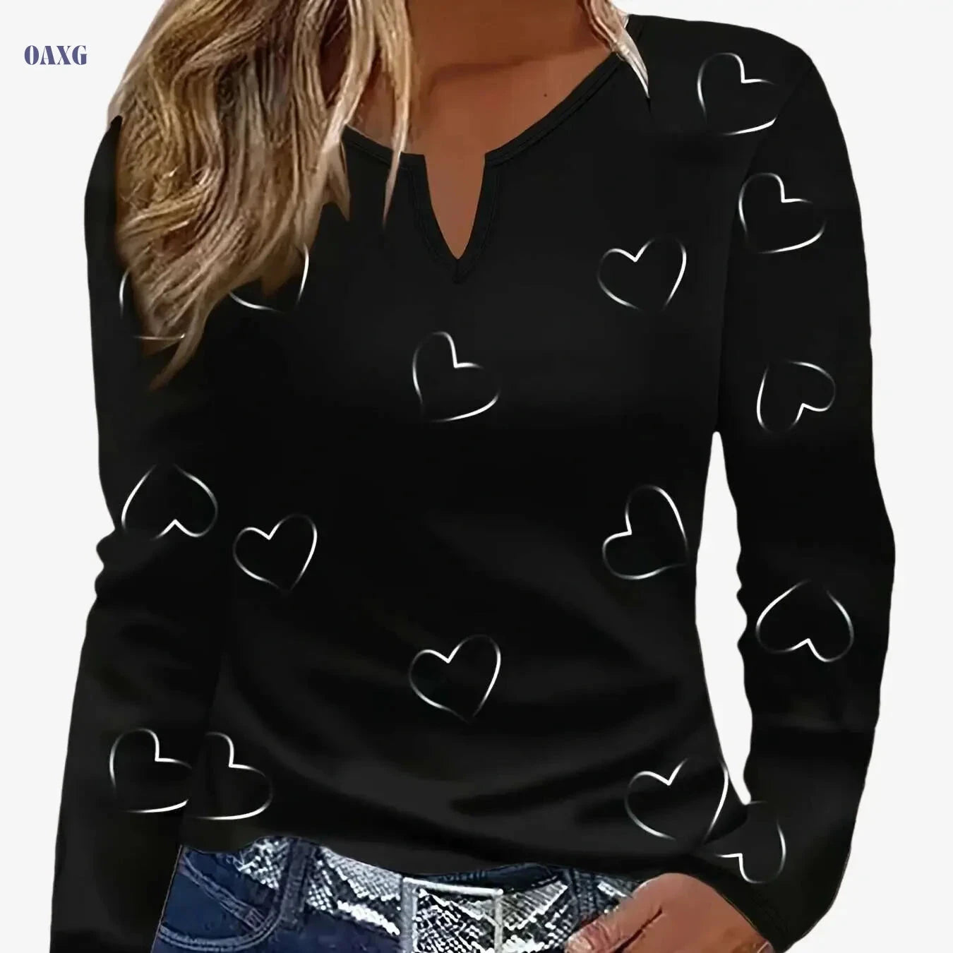 White Women's V-Neck Casual Top - Black Heart Print, All-Season Comfort   OAXG 