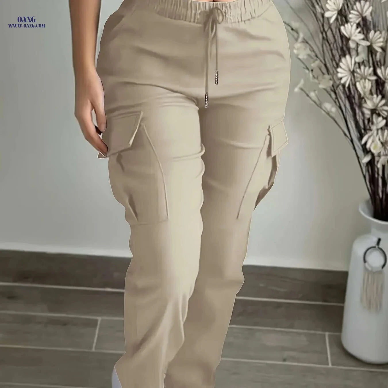 Women's Black Casual Cargo Pants - Elastic Drawstring, Multiple Pockets   OAXG 