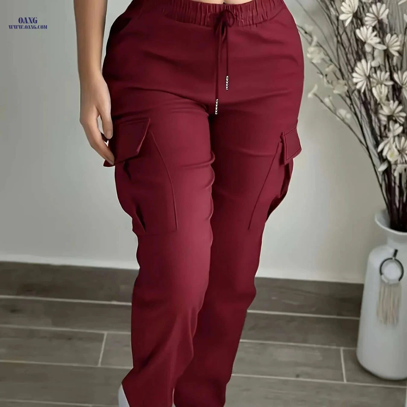 Women's Black Casual Cargo Pants - Elastic Drawstring, Multiple Pockets   OAXG 