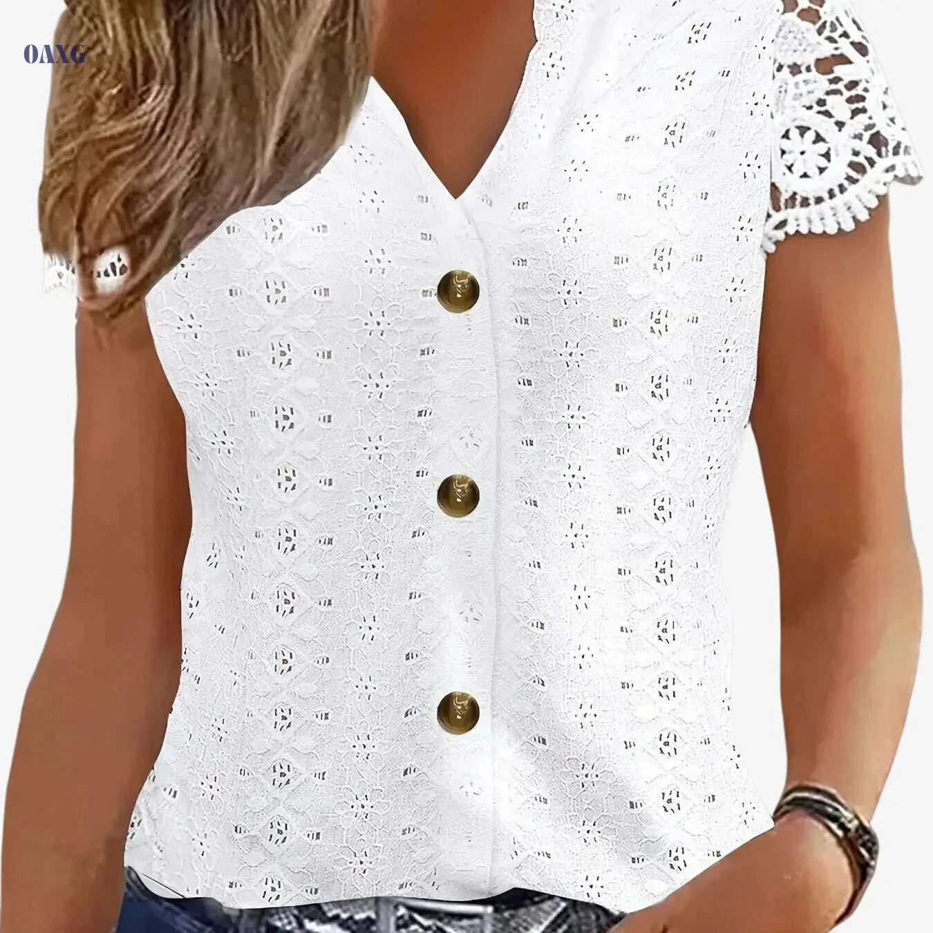 Women's Black V-Neck Lace Trim Tee - Casual Summer Short Sleeve   OAXG 