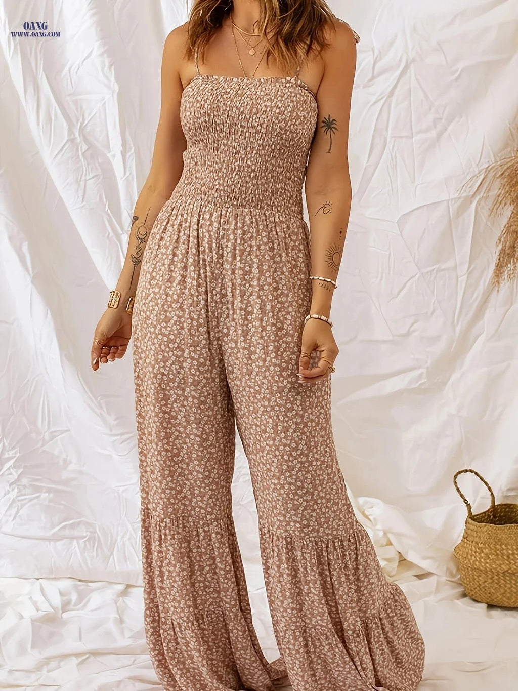 Women's Bohemian Floral Print Jumpsuit - High-Waisted Wide-Leg Style   OAXG 