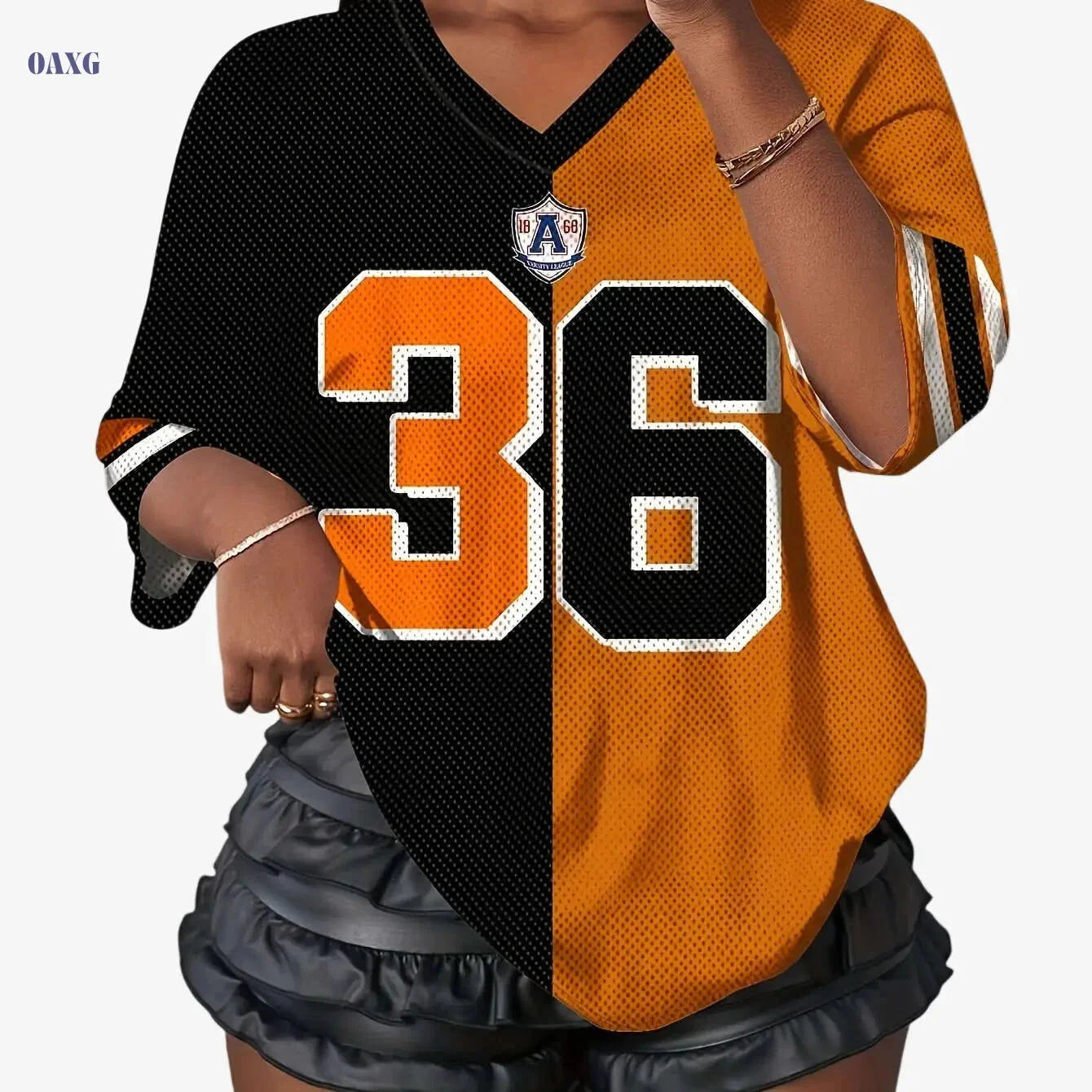 Women’s Breathable V-Neck T-Shirt - Orange & Black Sporty Print   OAXG 
