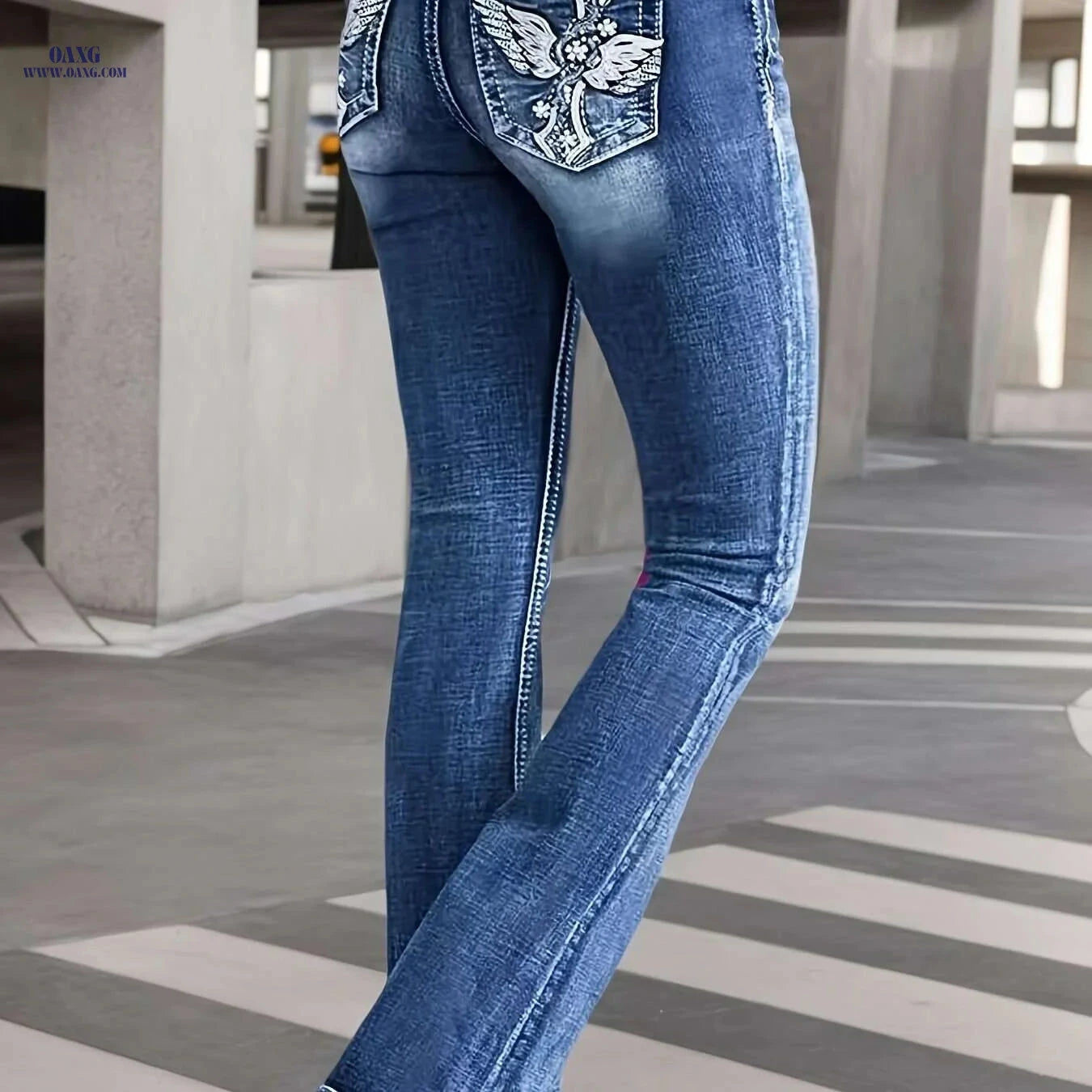 Women's Butterfly Print Flared Jeans - High Stretch Denim for Spring   OAXG 