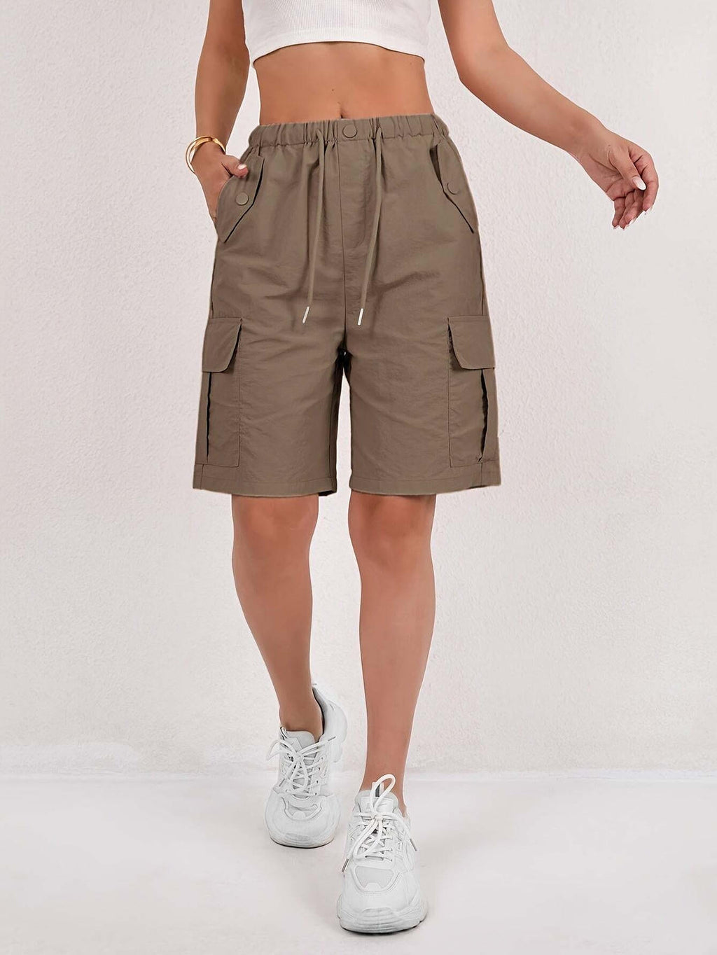 Women's Cargo Shorts - Loose-Fitting, Casual, Multiple Pockets   OAXG 