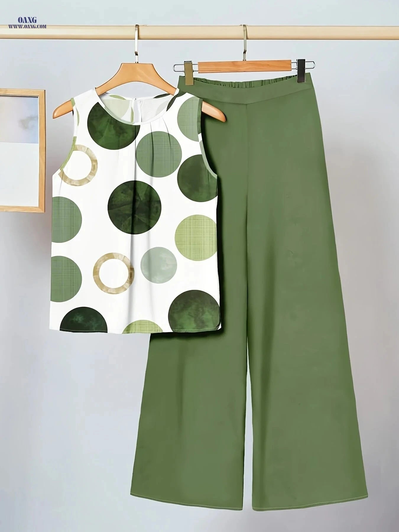 Women's Casual Polka Dot Set - Sleeveless Top & High-Waist Pants   OAXG 