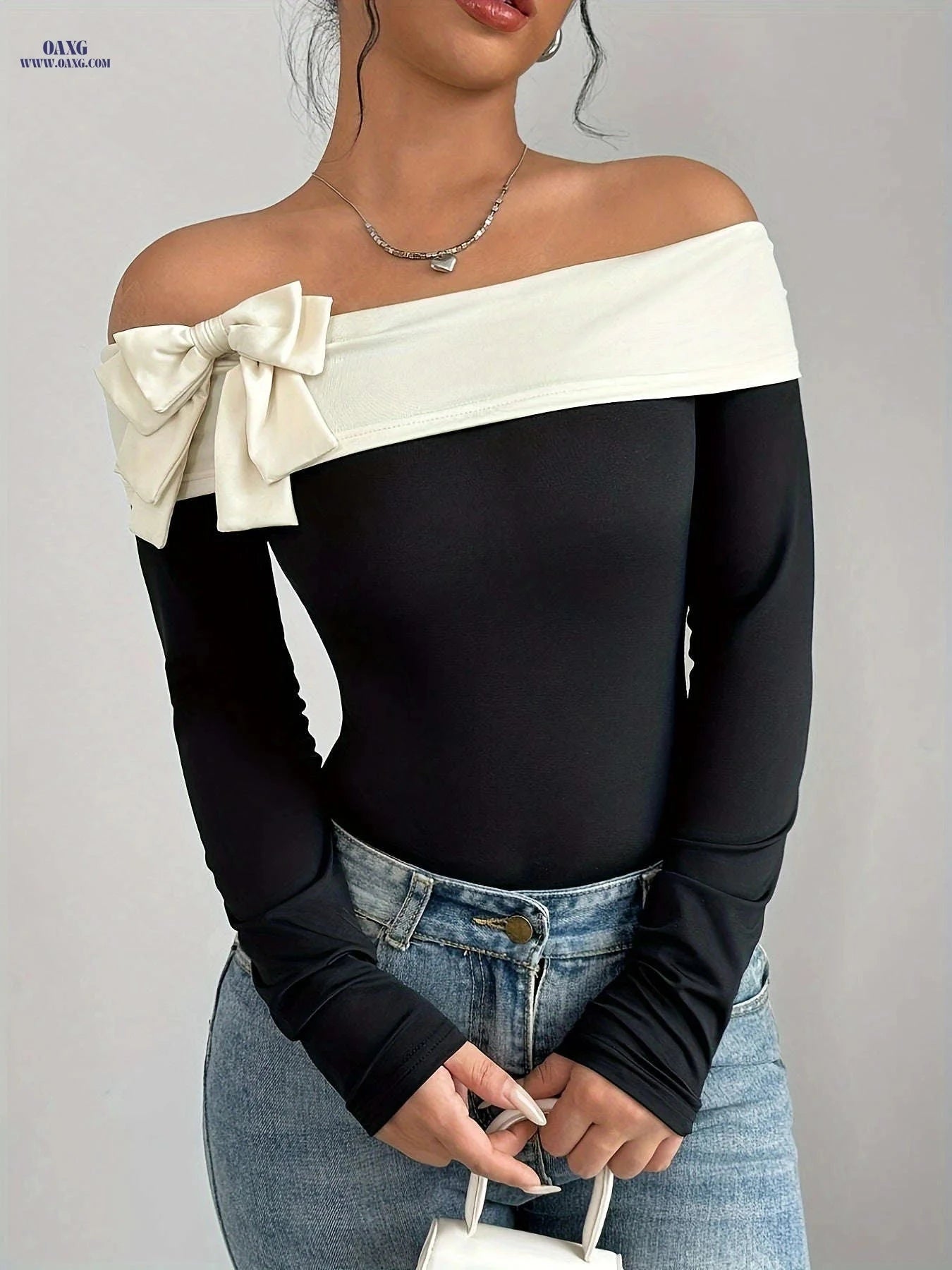 Women's Color-Block Off-Shoulder Bodysuit - Elegant Bow Decor   OAXG 