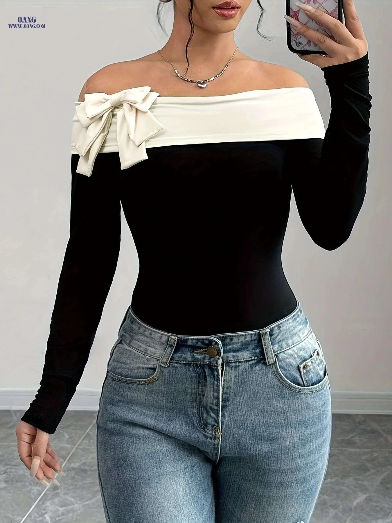 Women's Color-Block Off-Shoulder Bodysuit - Elegant Bow Decor   OAXG Black / S