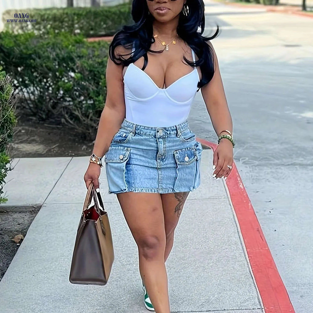 Women's Cute Button Denim Mini Skirt - Low Waist with Pockets   OAXG 