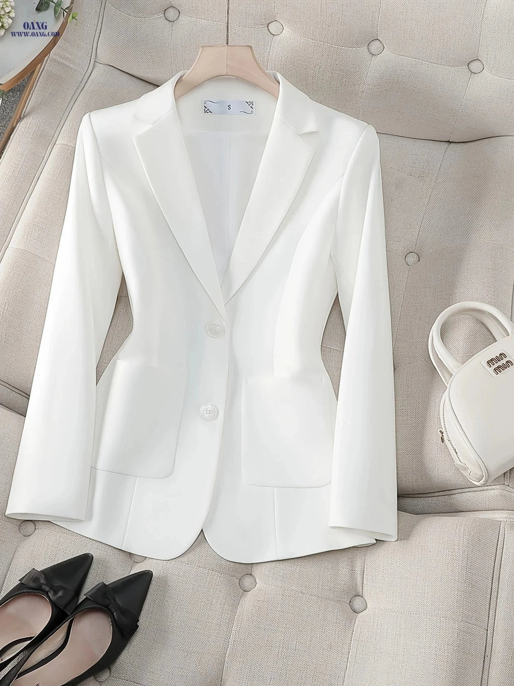 Women's Double-Pocket Blazer - Elegant Button-Front with Lapel   OAXG 