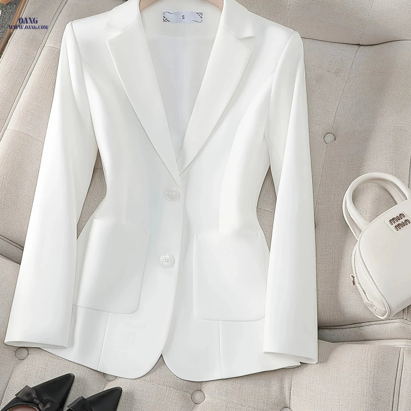Women's Double-Pocket Blazer - Elegant Button-Front with Lapel   OAXG White / XS