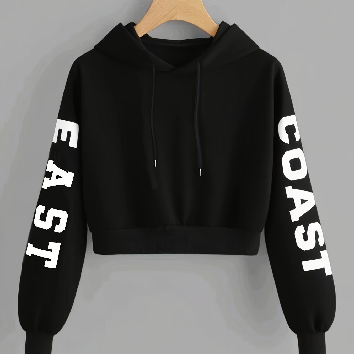 Women's East Coast Letter Print Warm Hooded Crop Sweatshirt, Long Sleeve Casual Sweatshirt for Spring, Autumn, Winter, Outerwear   OAXG Black / XS