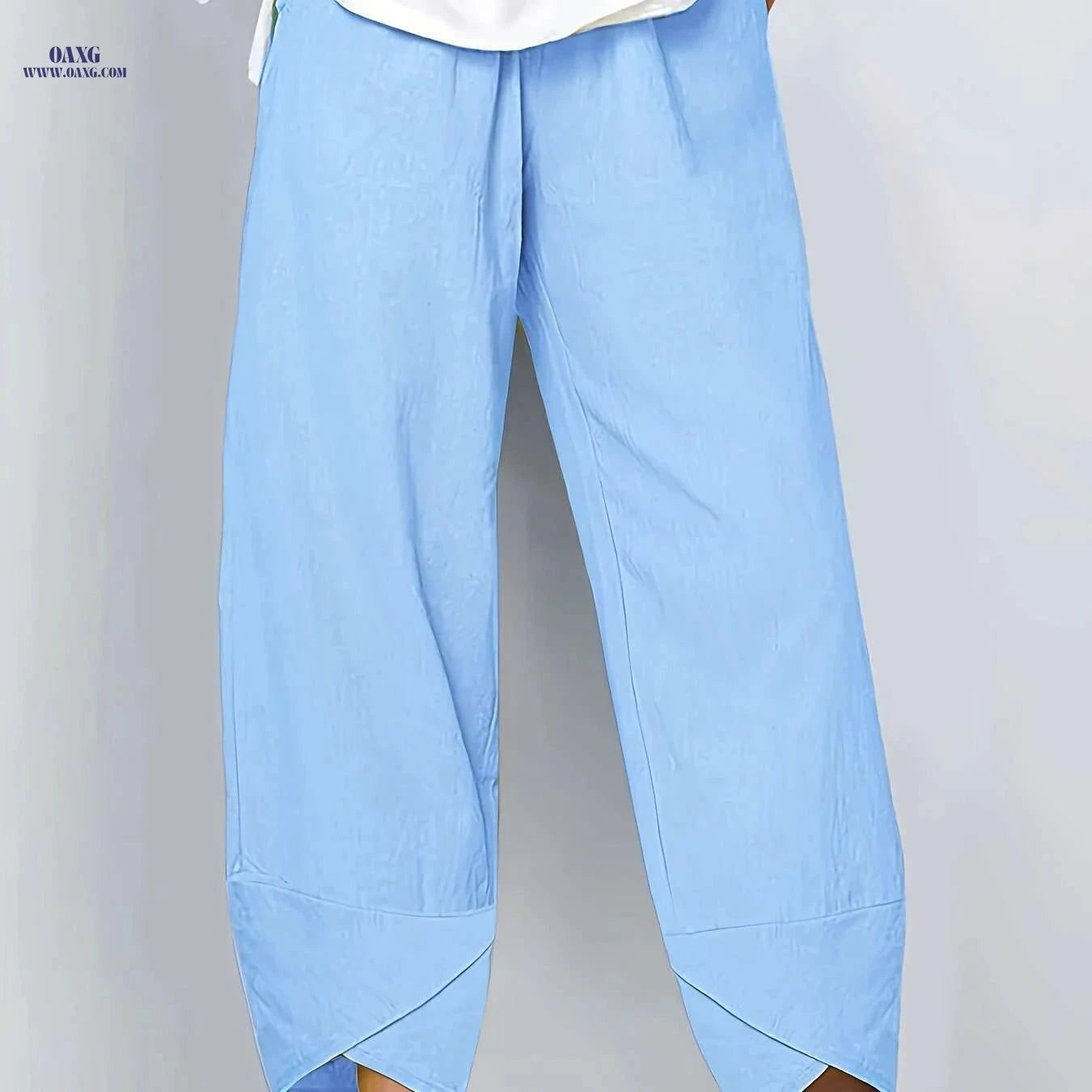 Women's Elegant Cropped Pants - Light Grey, Elastic Waist, Asymmetrical Pockets   OAXG 
