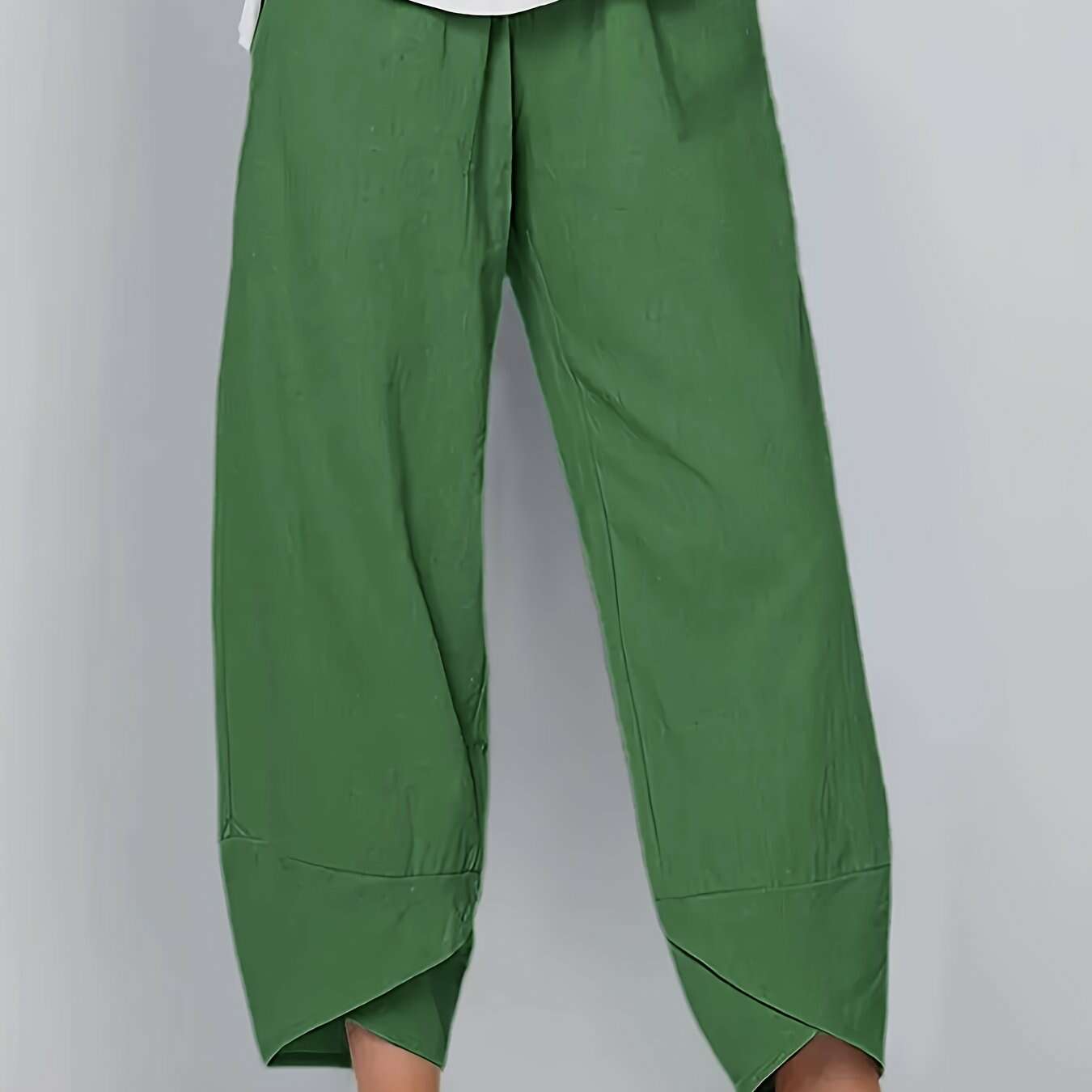 Women's Elegant Cropped Pants - Light Grey, Elastic Waist, Asymmetrical Pockets   OAXG 