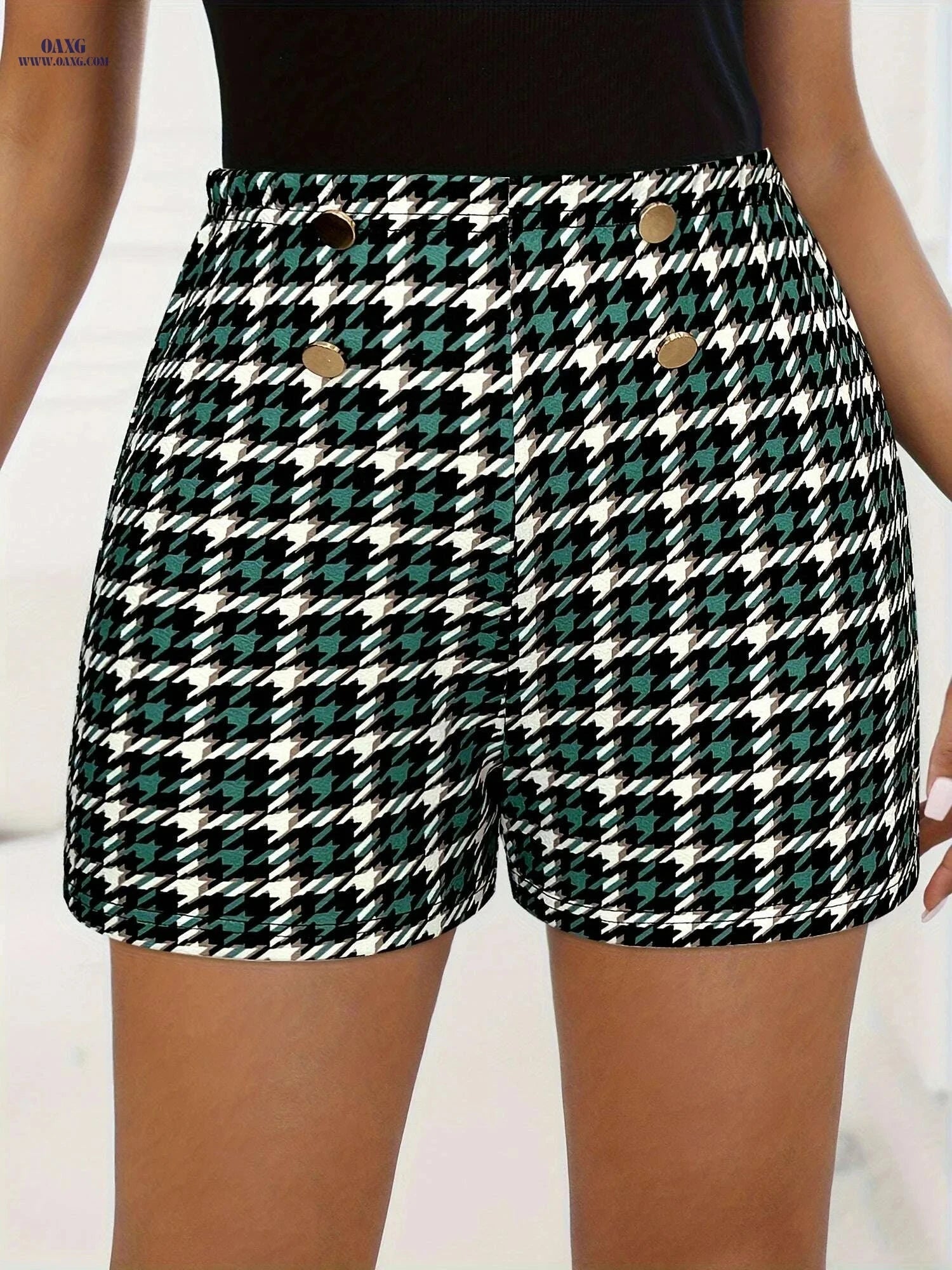 Women’s Elegant Houndstooth Shorts - Elastic Waist & Button Detail   OAXG 