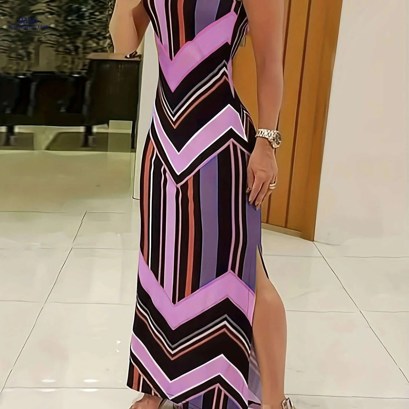 Women's Elegant Sleeveless Maxi Dress - Chic Geometric Pattern Style   OAXG 