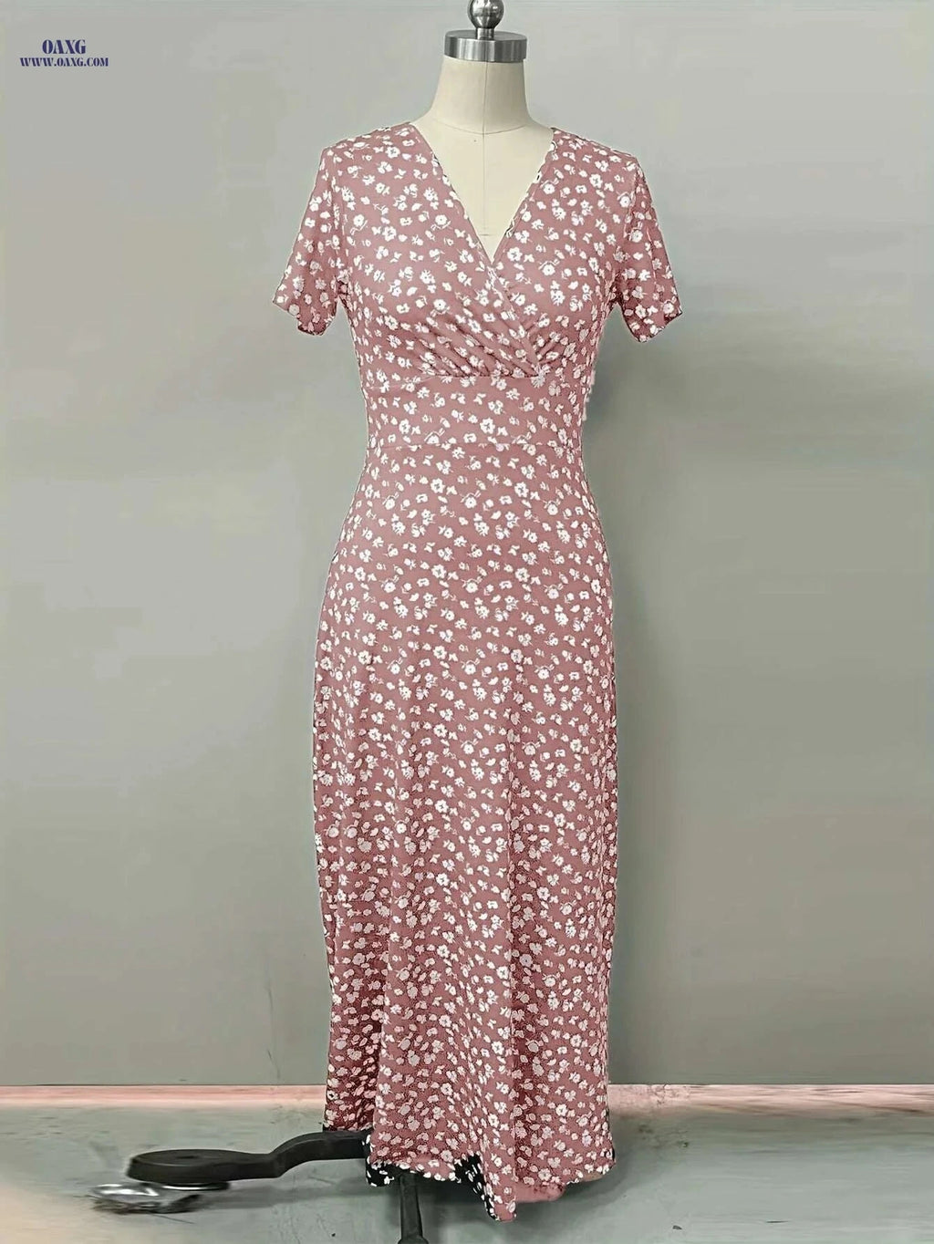 Women's Elegant V-Neck Floral Dress - High Elasticity, Machine Washable   OAXG 